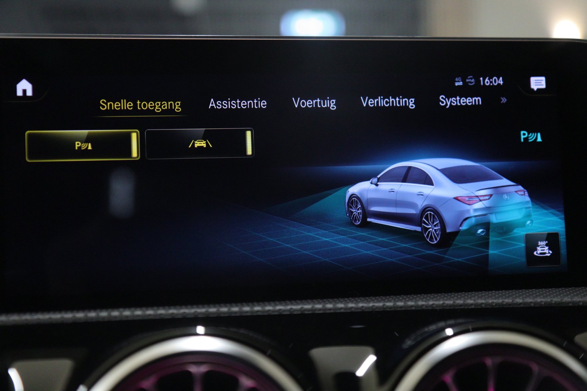 Foto van Mercedes-Benz AMG Cla 35