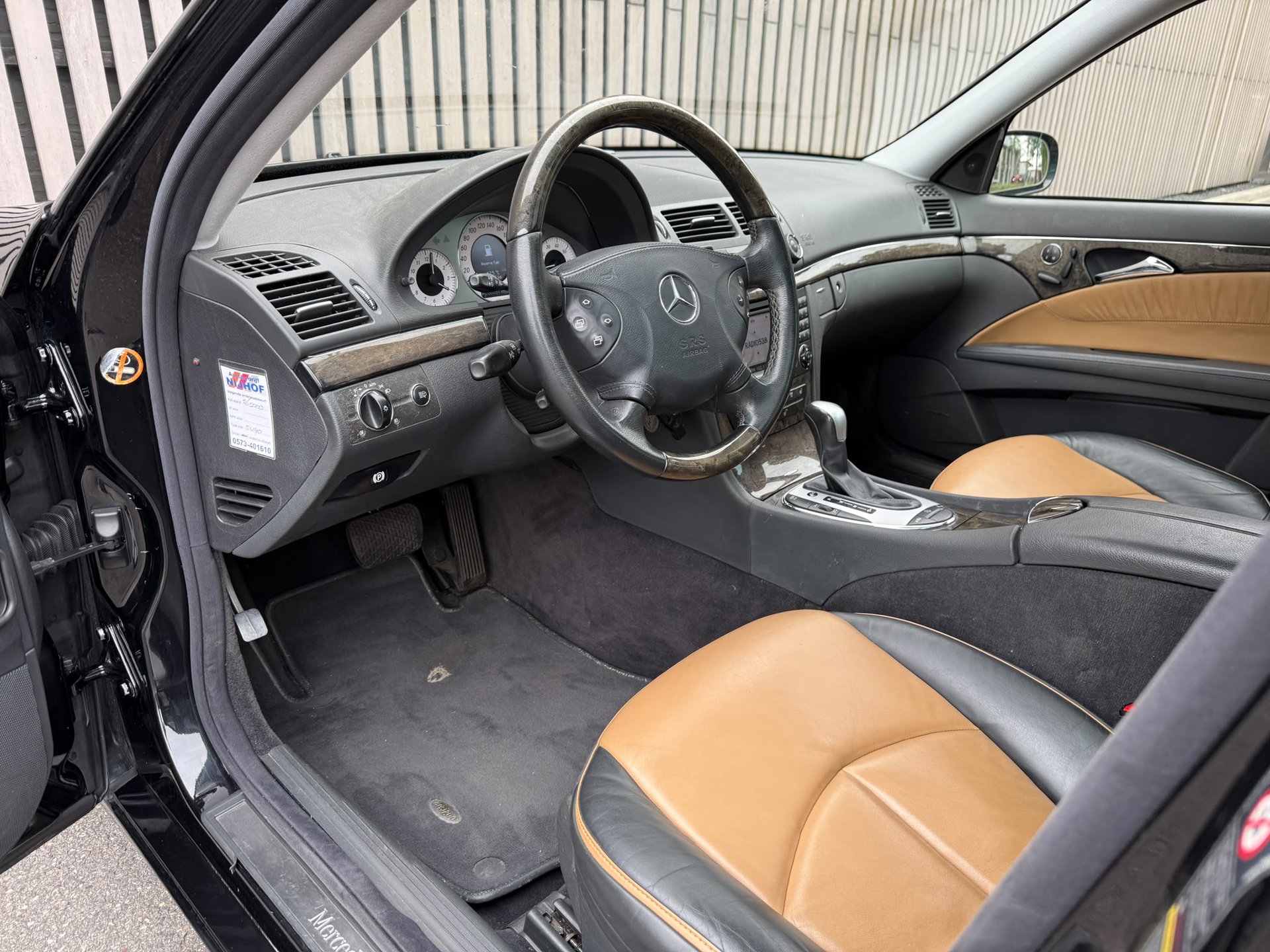Foto van Mercedes-Benz E 500 4-matic