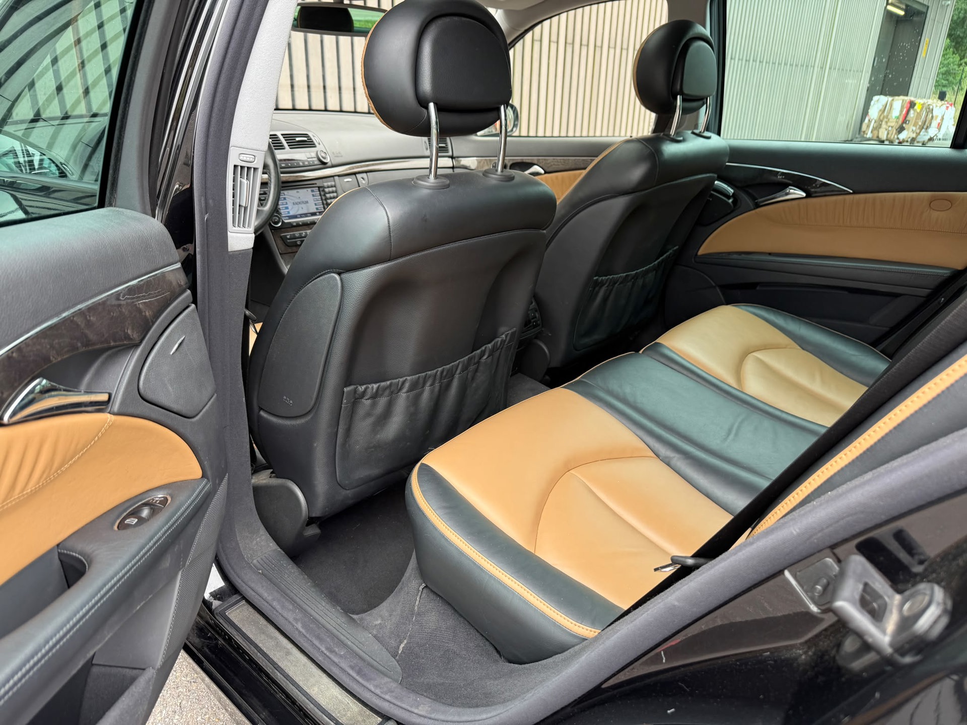 Foto van Mercedes-Benz E 500 4-matic
