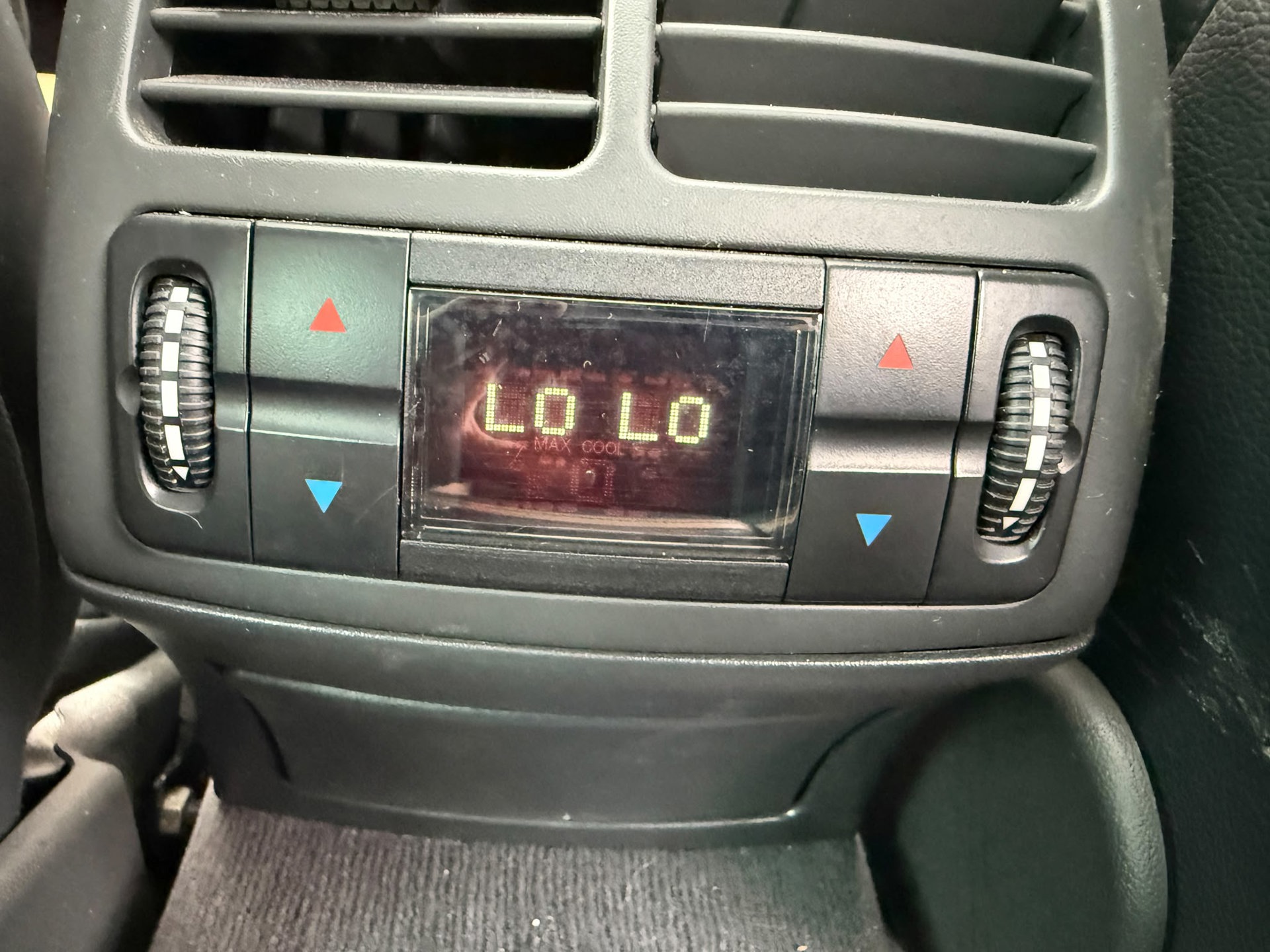 Foto van Mercedes-Benz E 500 4-matic