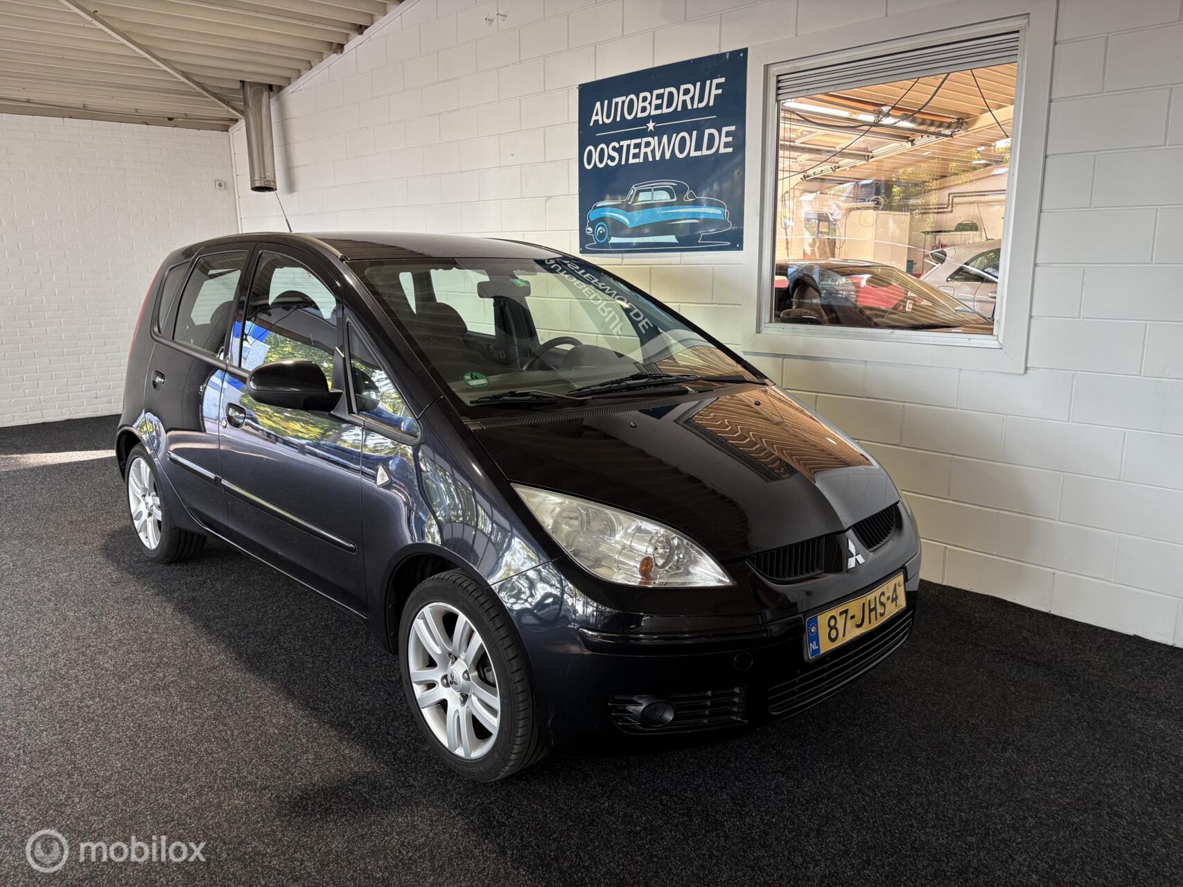 Mitsubishi Mitsubishi Colt 1.3 Incharge+ APK - Dealer onderhouden - Airco - CV+ AV 2009 - voorkant