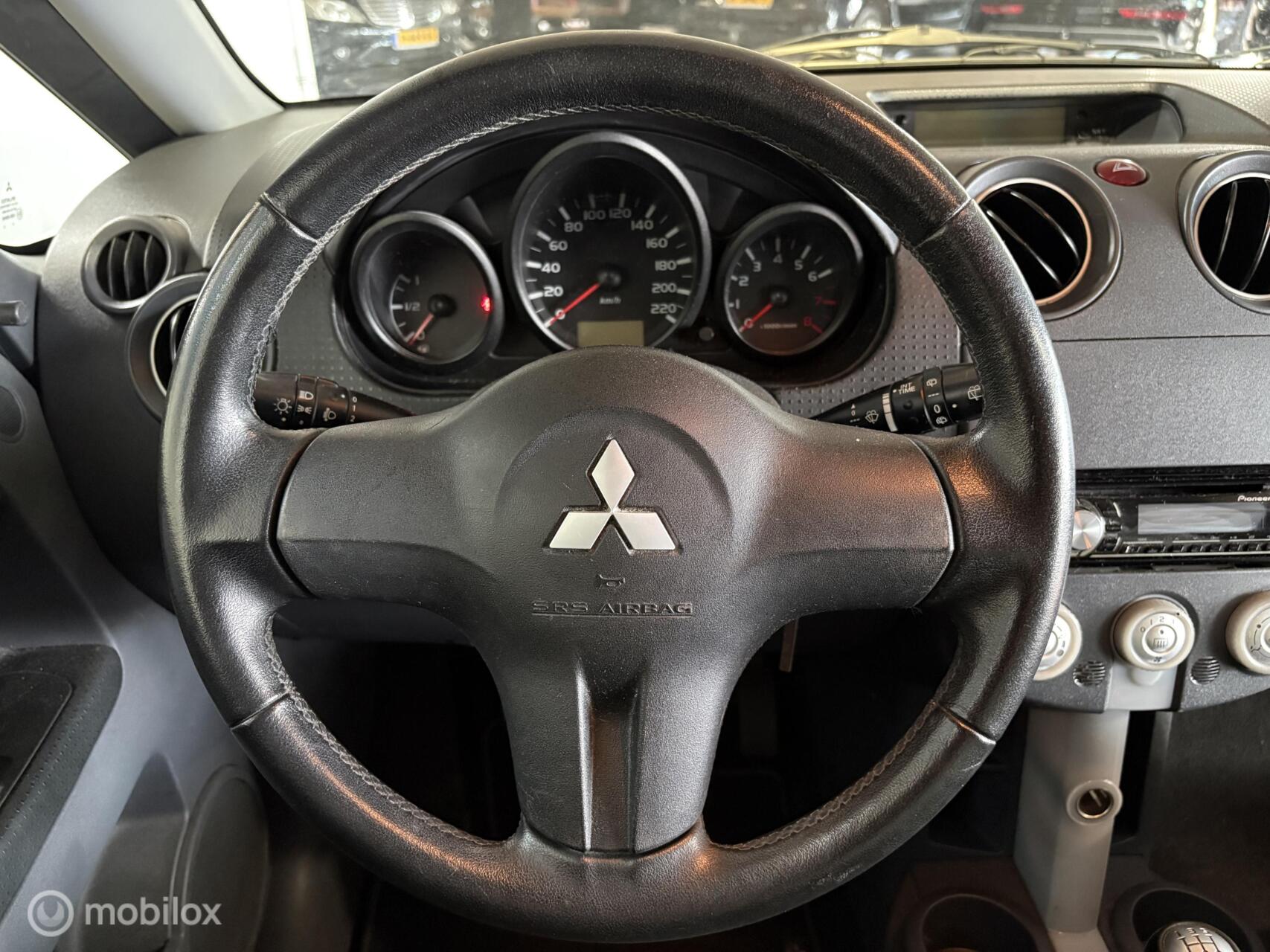 Foto van Mitsubishi Mitsubishi Colt