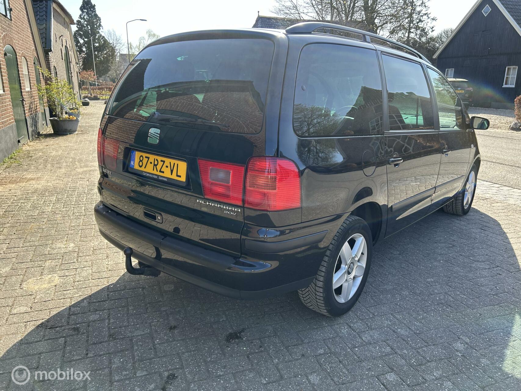 Foto van Seat Alhambra