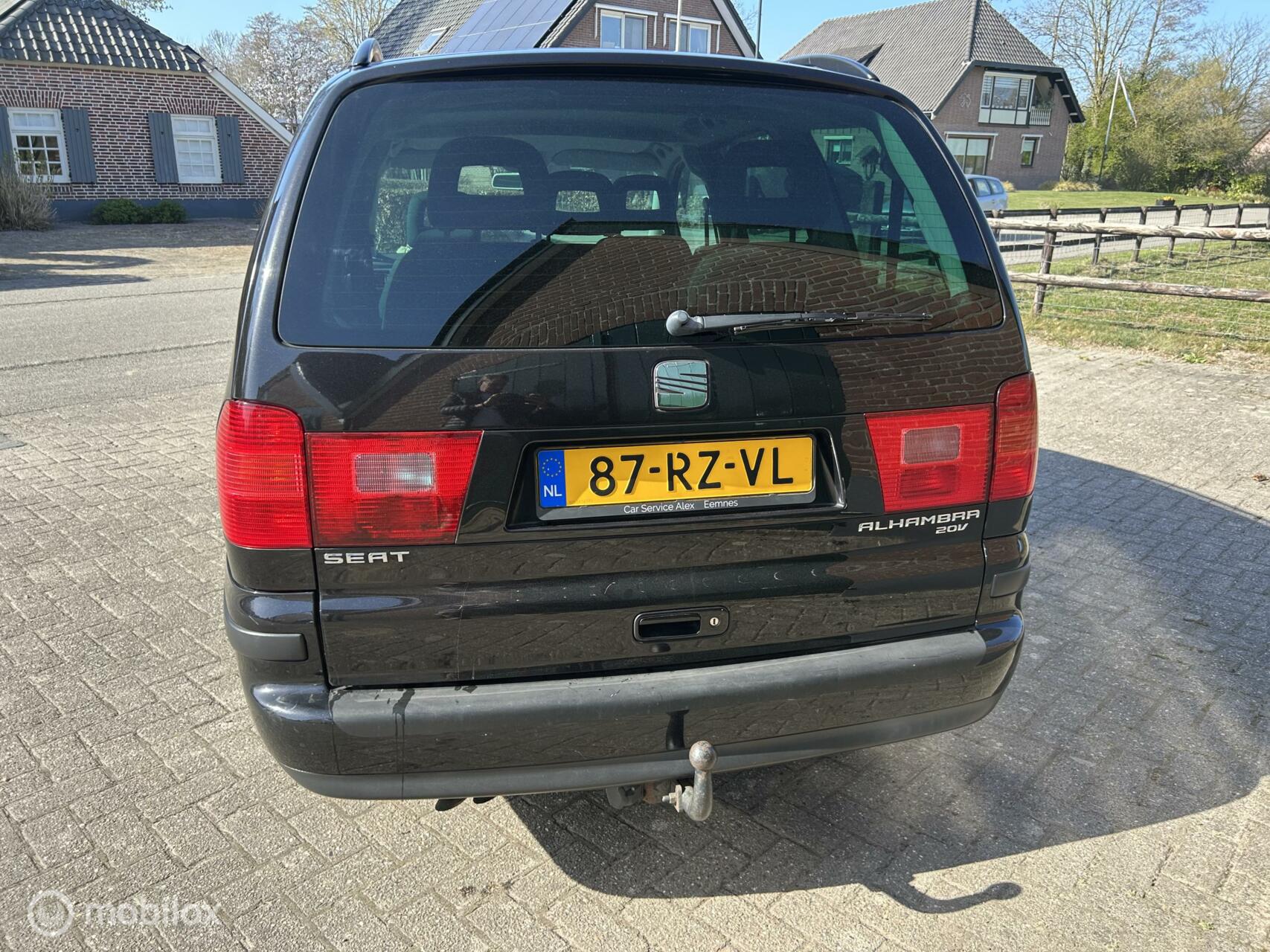 Foto van Seat Alhambra
