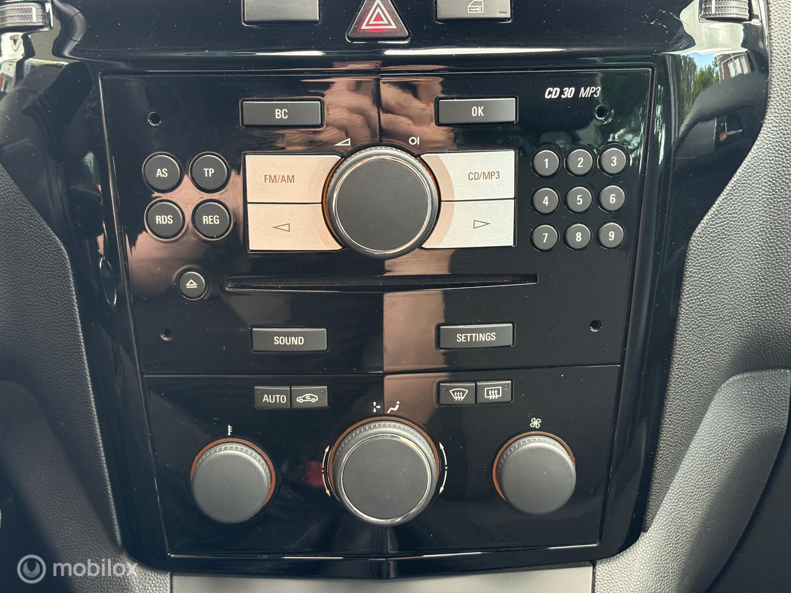 Foto van Opel Zafira