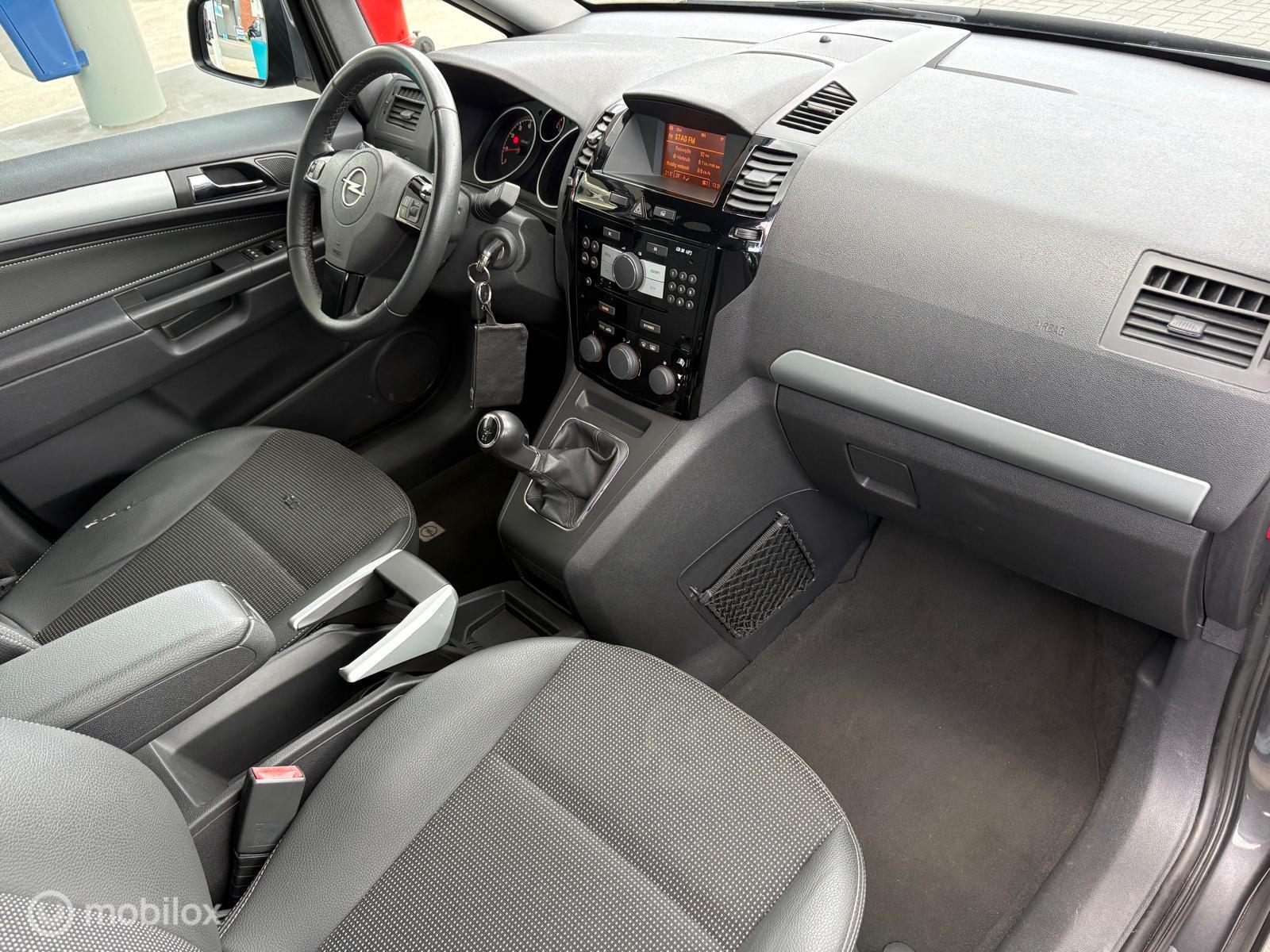 Foto van Opel Zafira