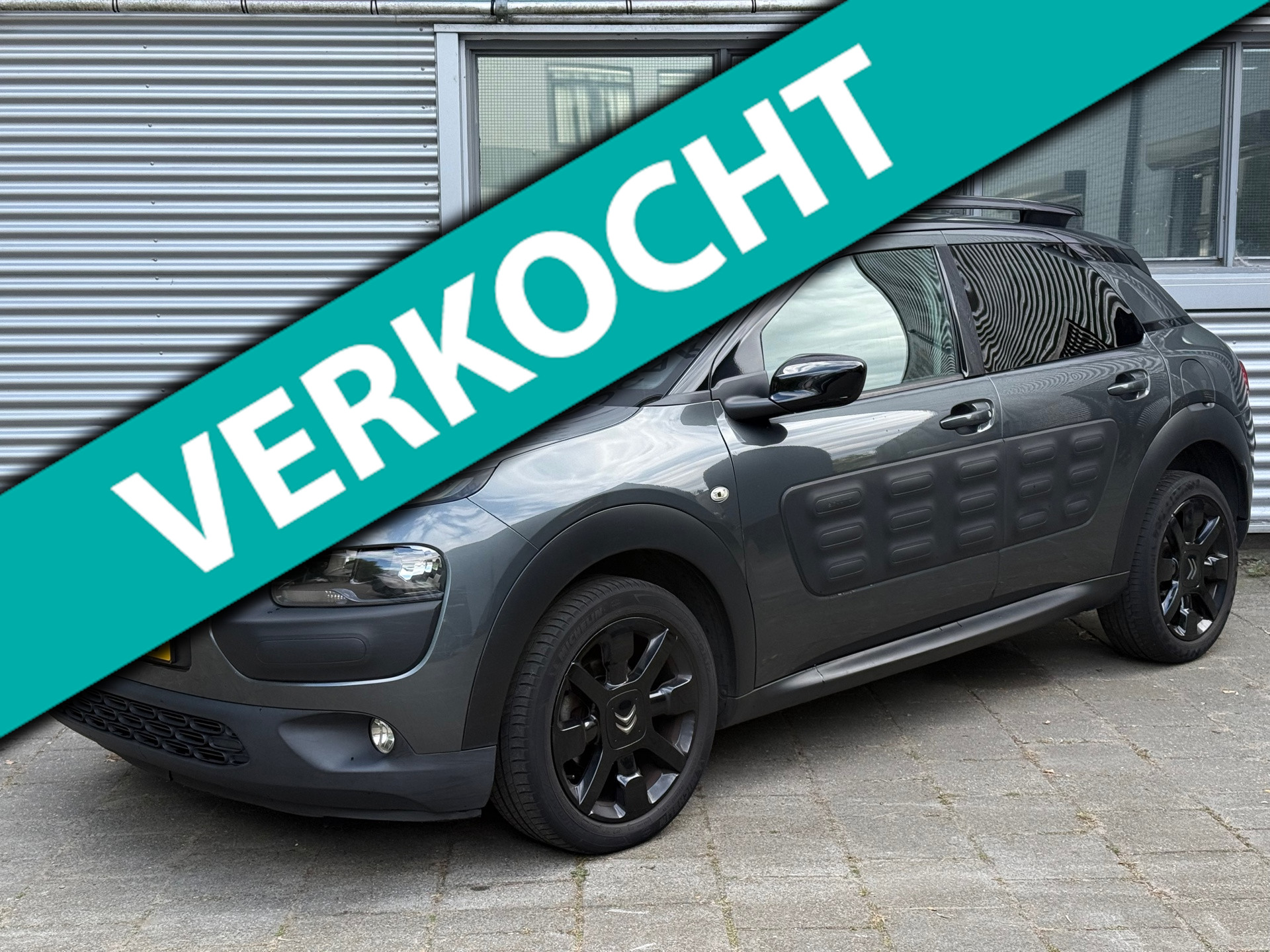 Citroen C4 Cactus 1.2 PureTech Shine l Cliamte l VDOH l Rijdt & Schakelt zeer goedl 2015 - voorkant