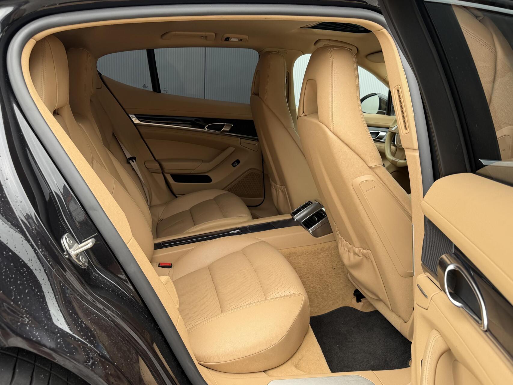 Foto van Porsche Panamera 4s