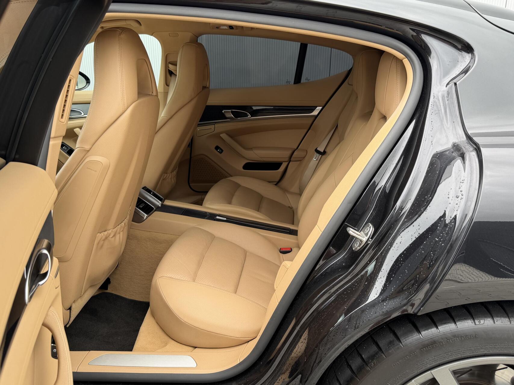 Foto van Porsche Panamera 4s