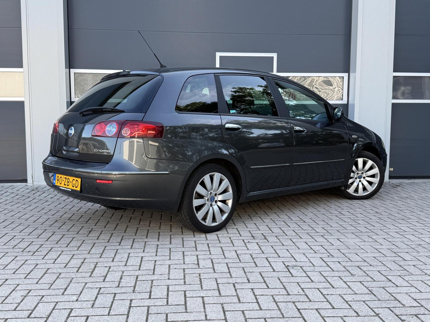 Foto van Fiat Fiat Croma