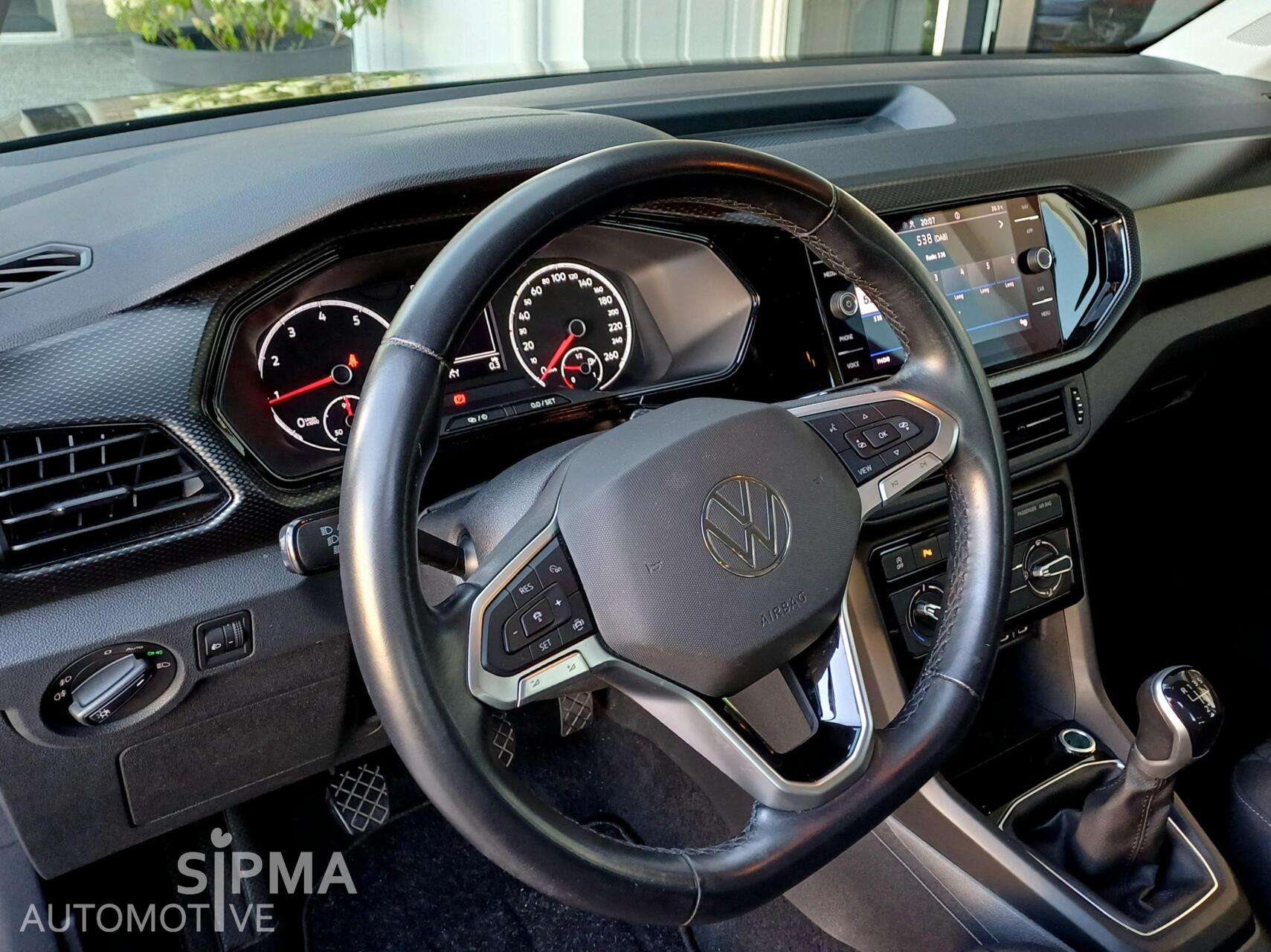Foto van Volkswagen T-cross