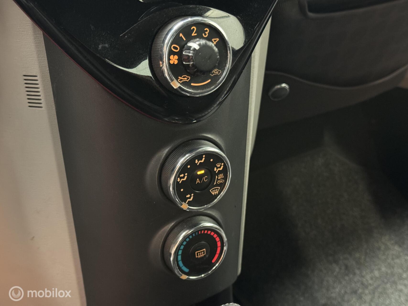 Foto van Toyota Toyota Iq