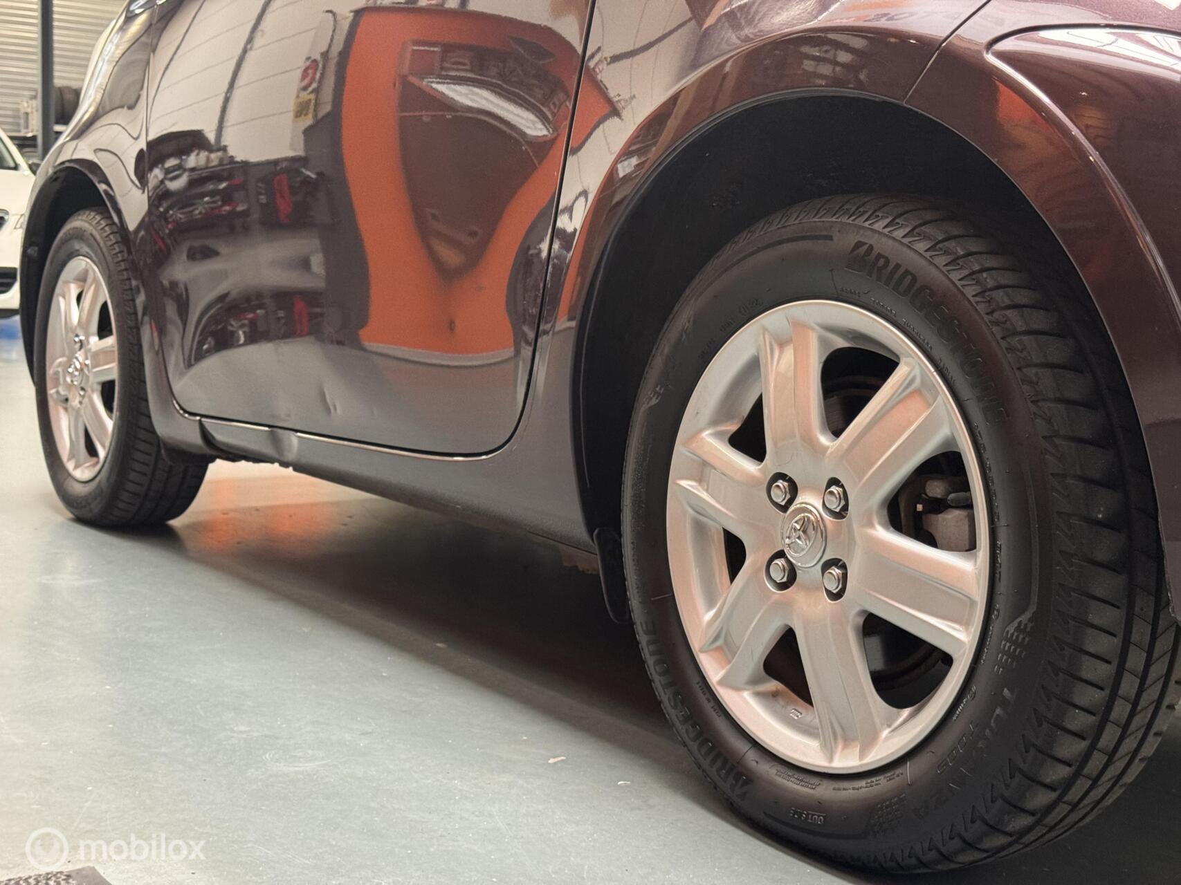 Foto van Toyota Toyota Iq