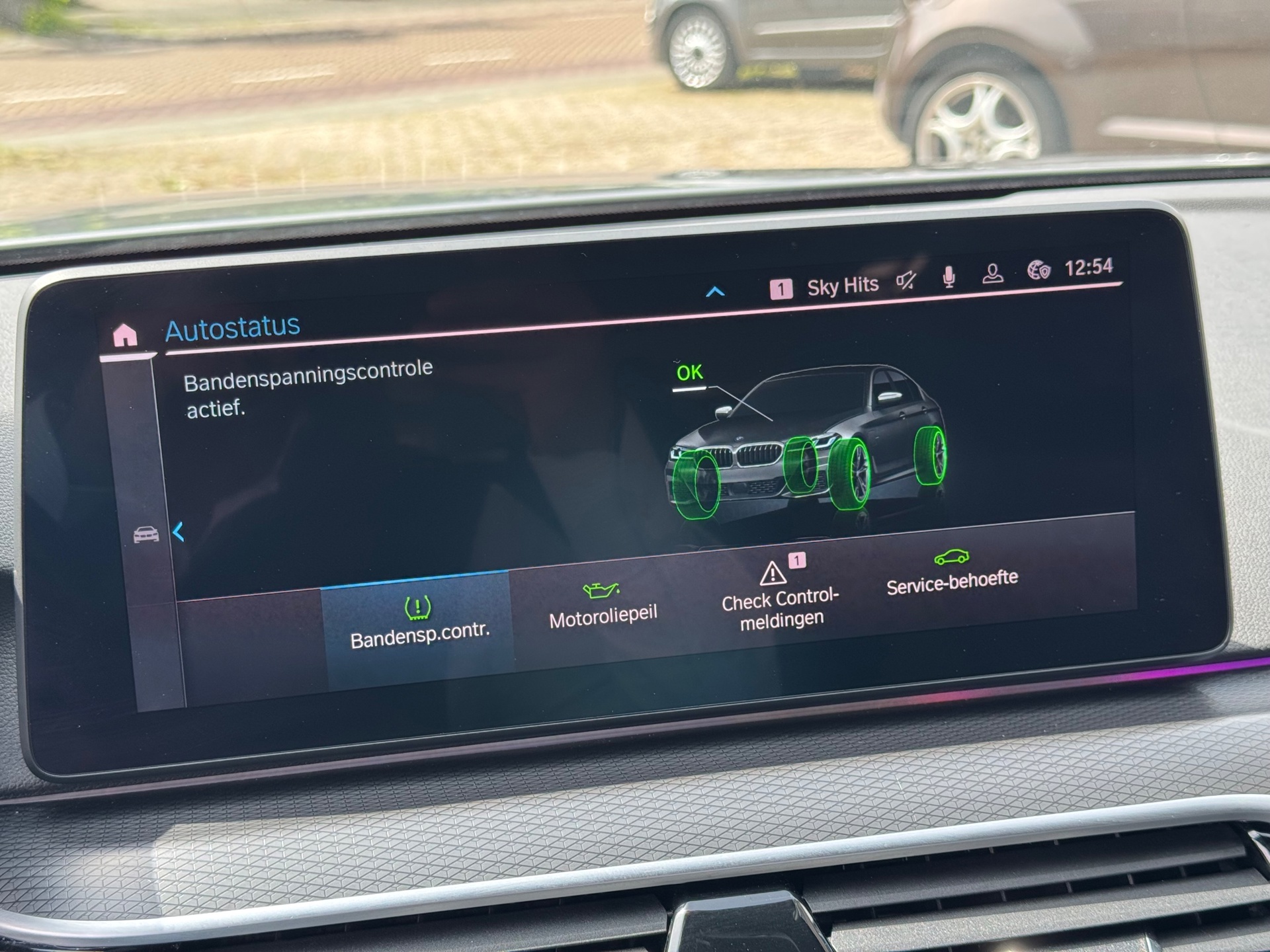 Foto van BMW 545e xDrive
