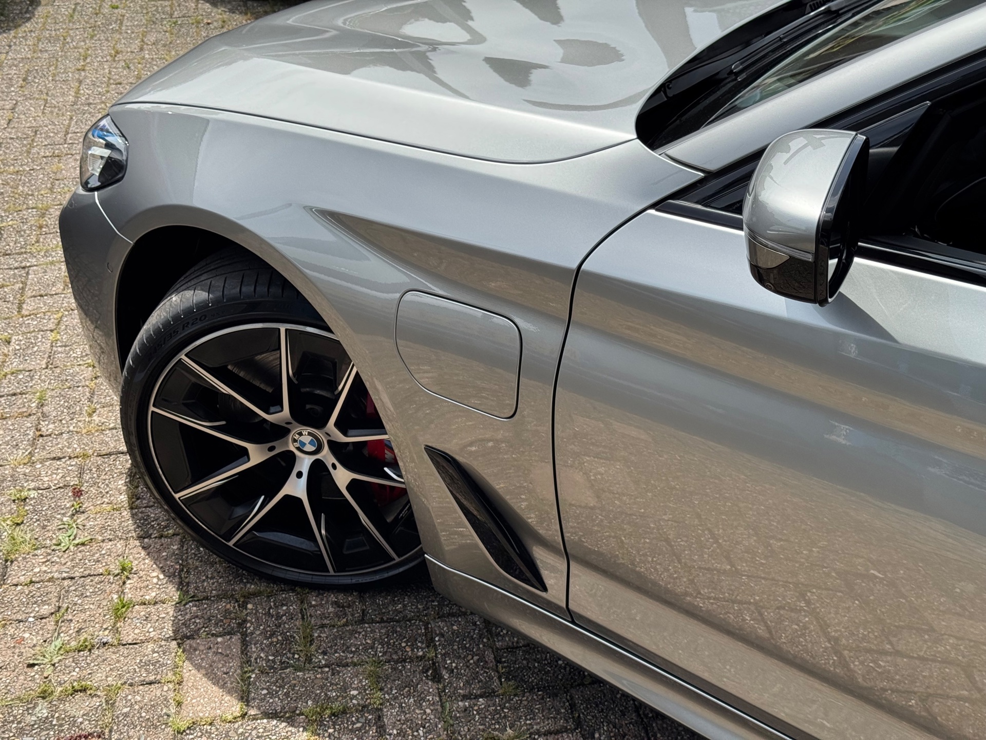 Foto van BMW 545e xDrive