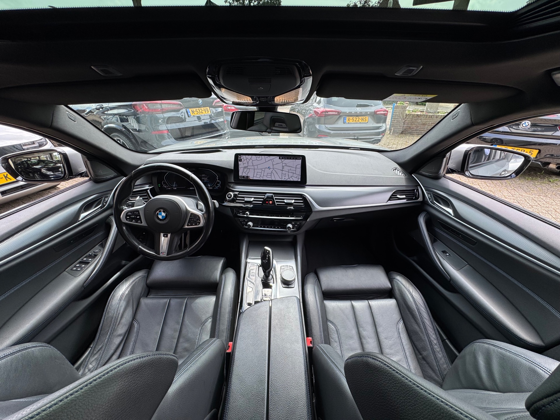 Foto van BMW 545e xDrive