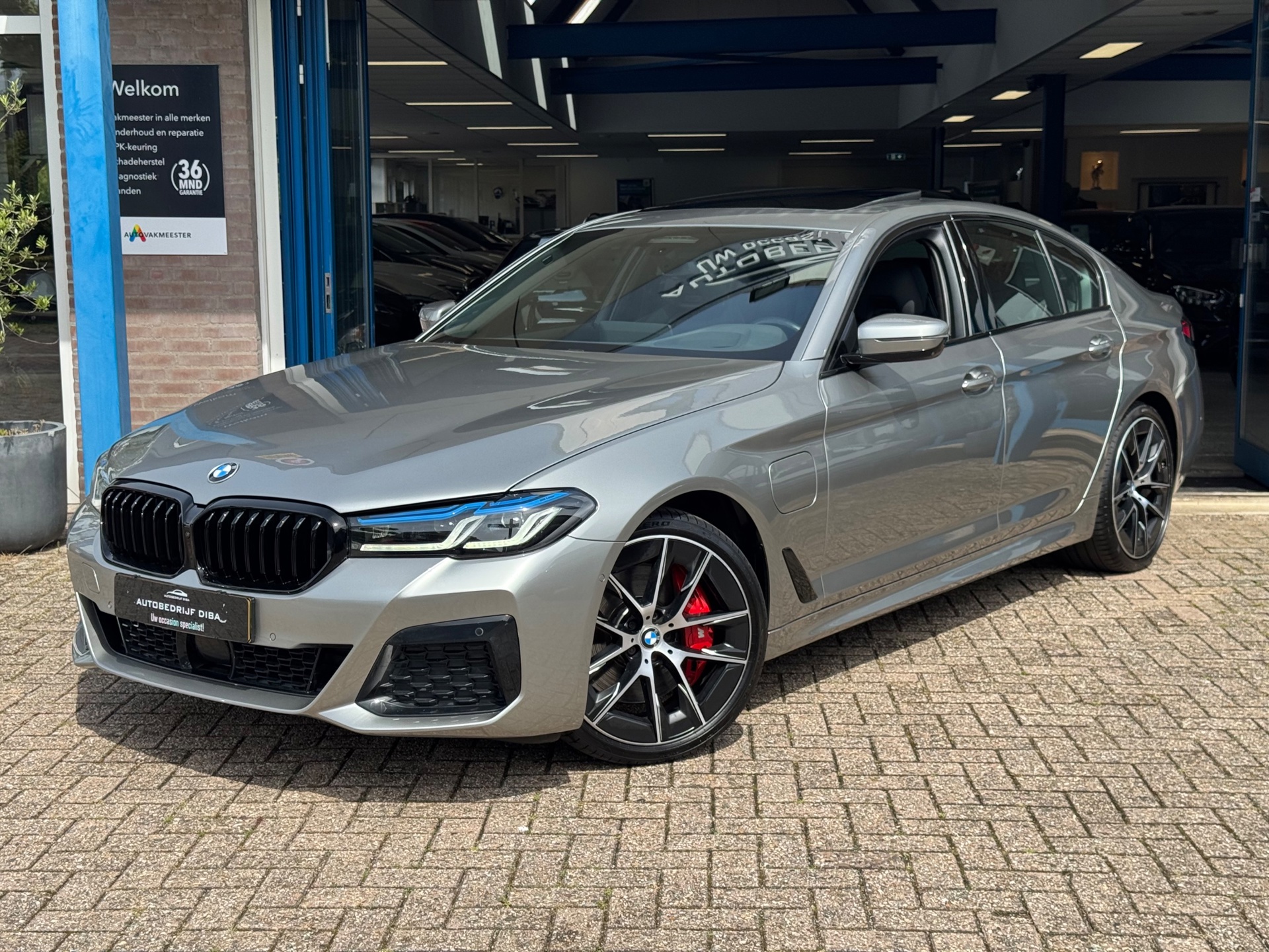 Foto van BMW 545e xDrive