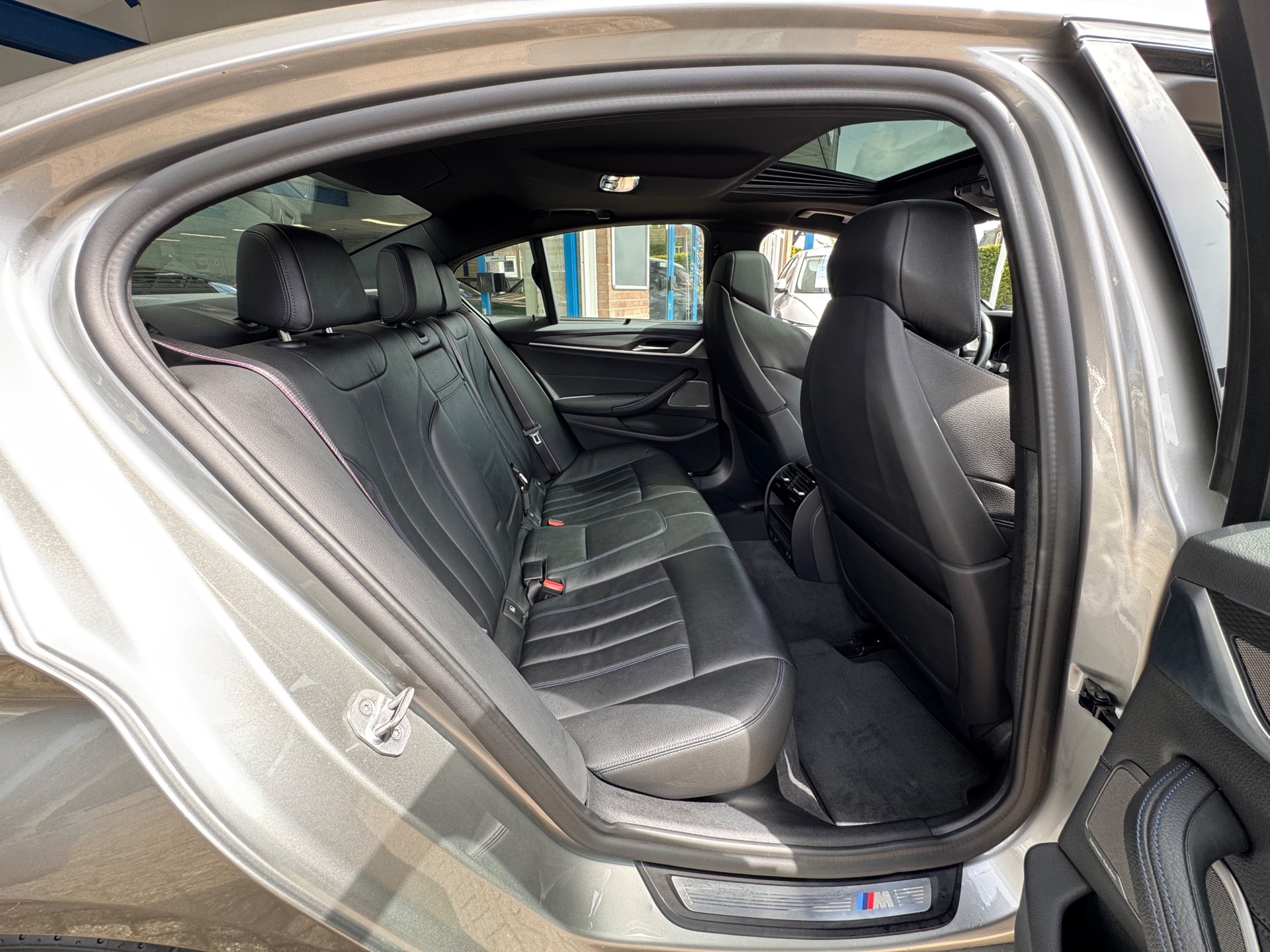 Foto van BMW 545e xDrive