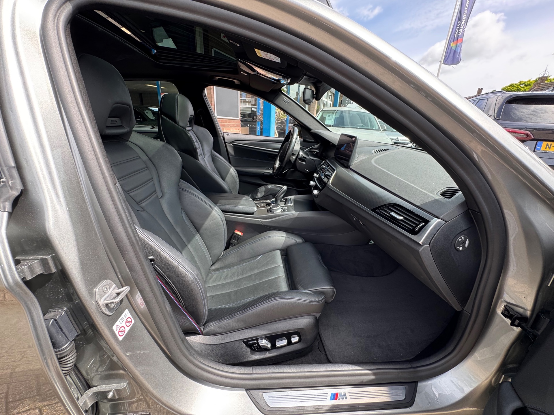 Foto van BMW 545e xDrive
