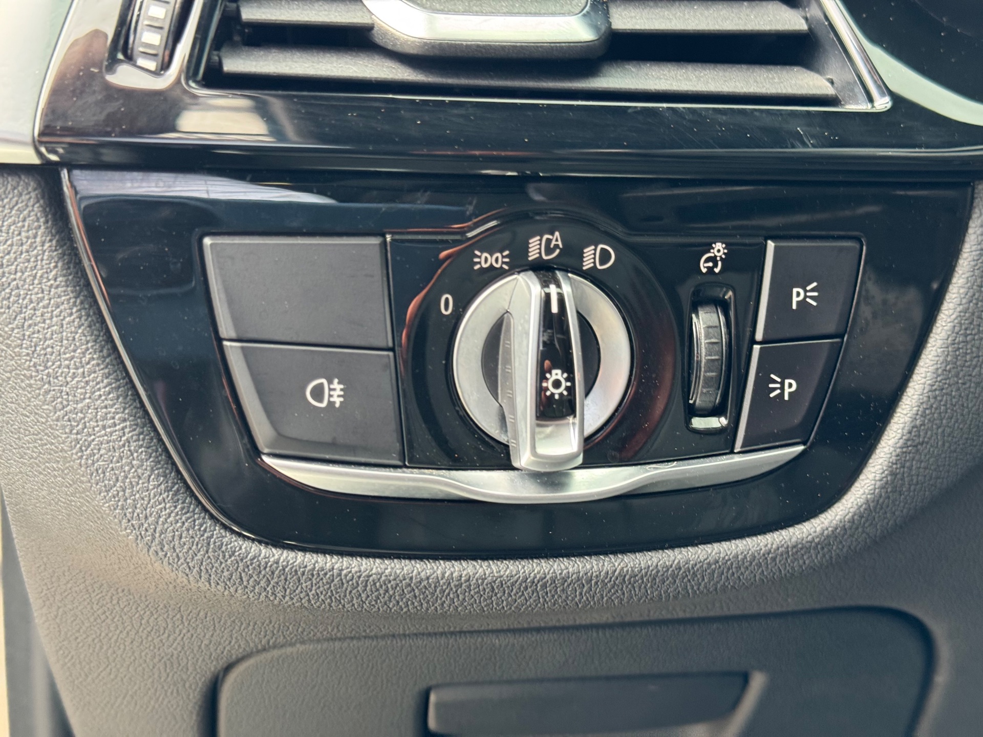 Foto van BMW 545e xDrive