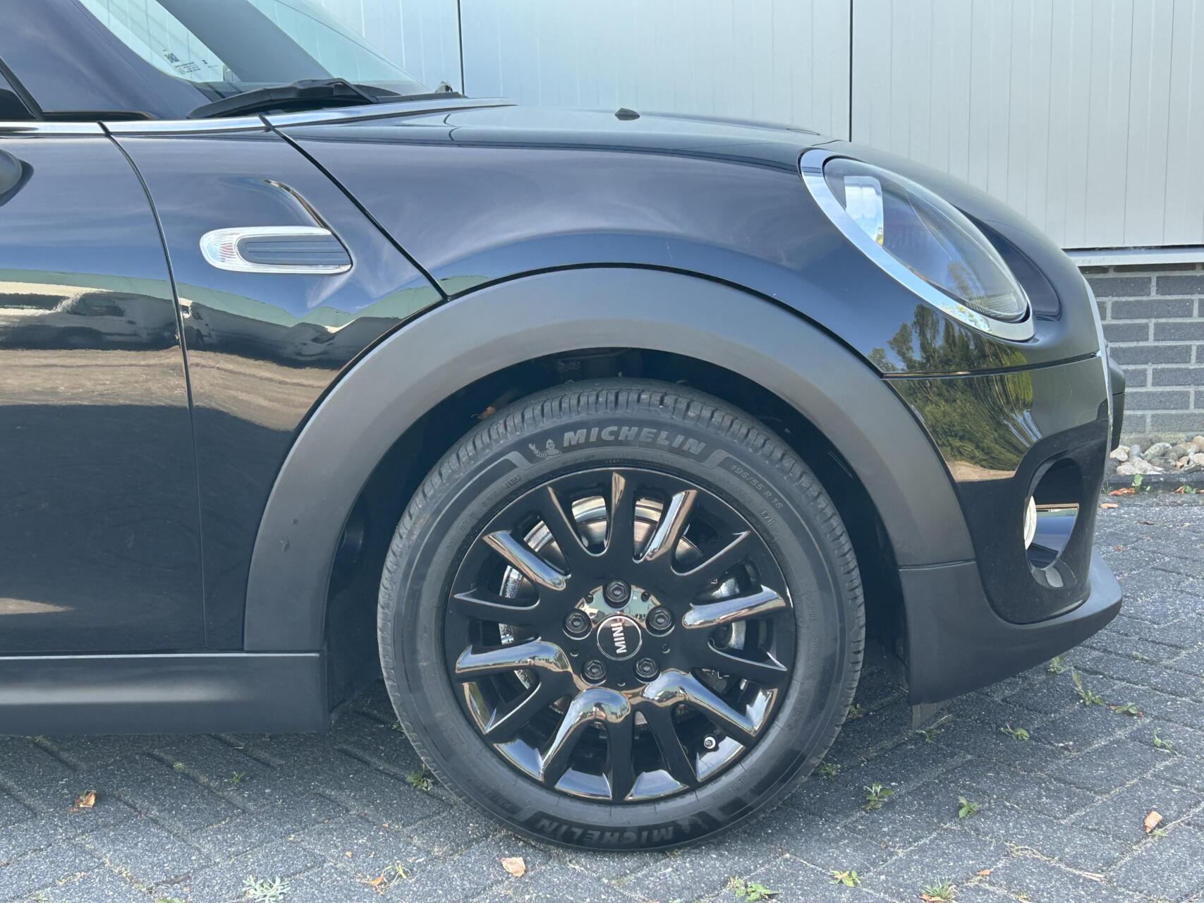 Foto van Mini One