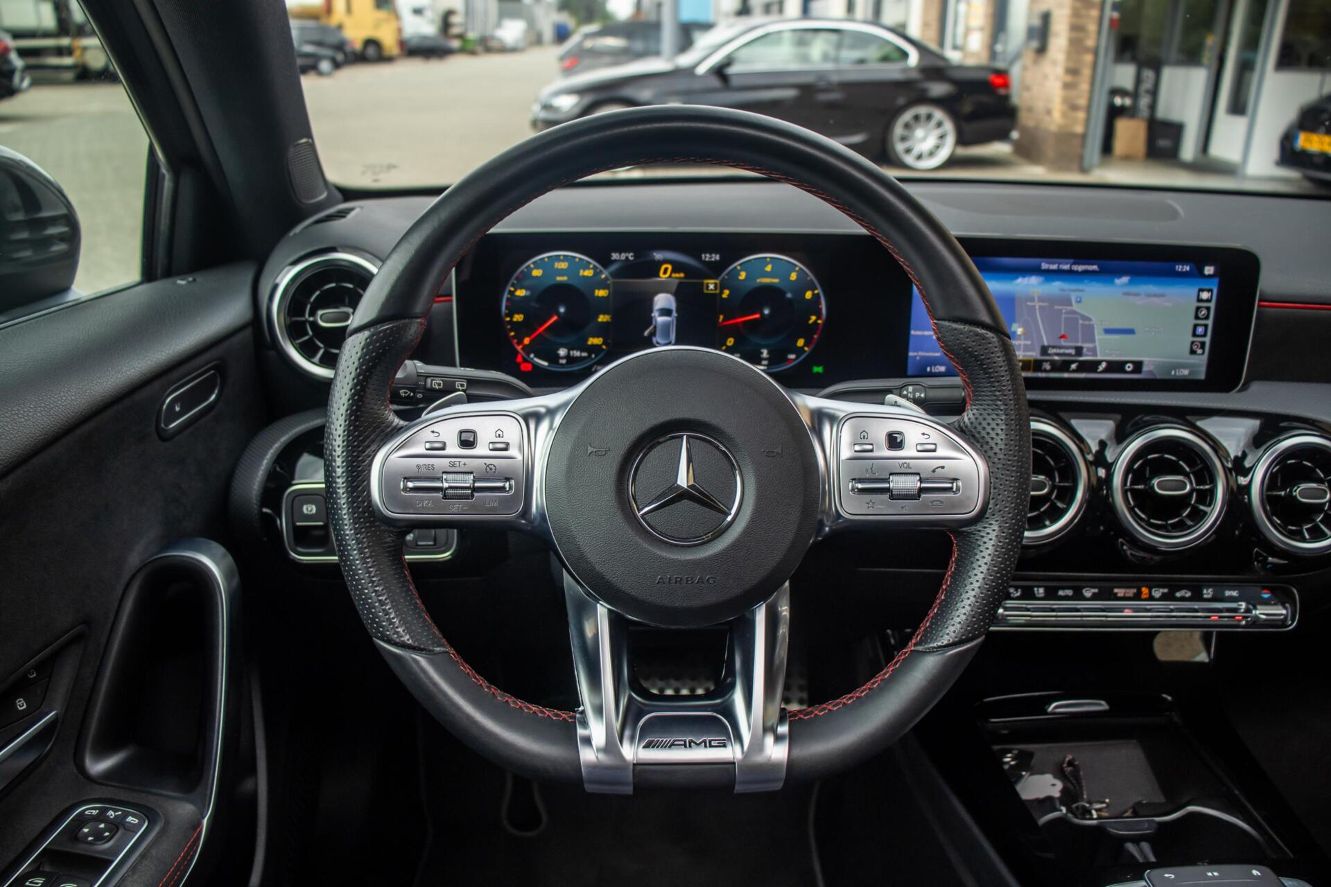 Foto van Mercedes-Benz A 180