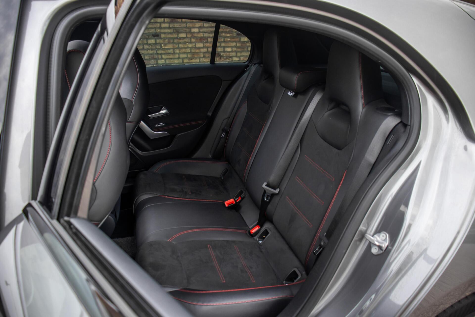 Foto van Mercedes-Benz A 180