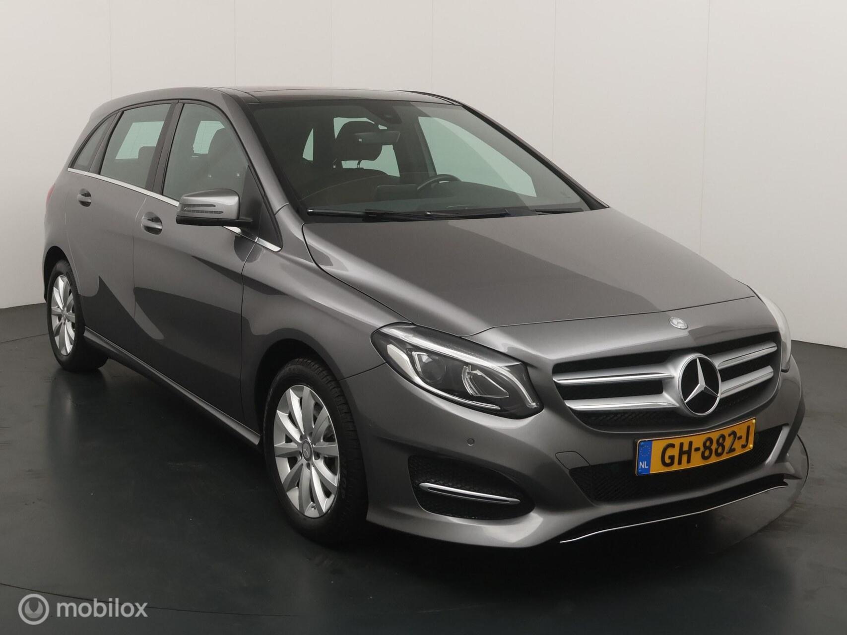 Foto van Mercedes-Benz B 200
