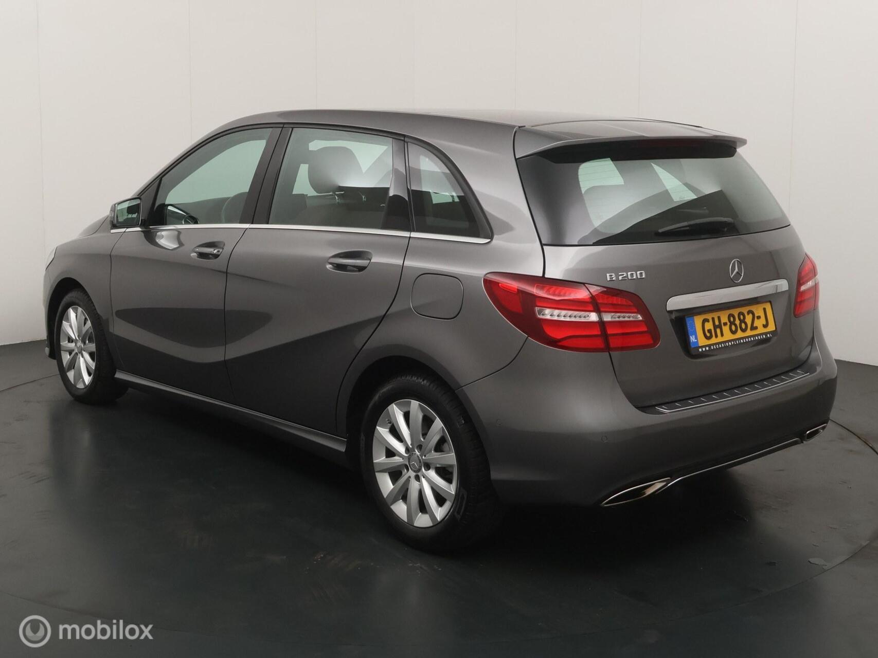 Foto van Mercedes-Benz B 200