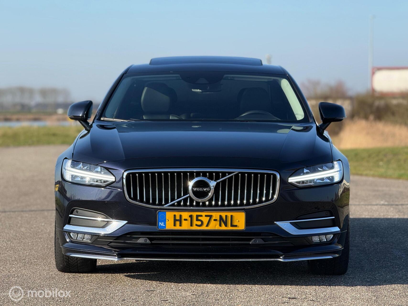 Foto van Volvo S90