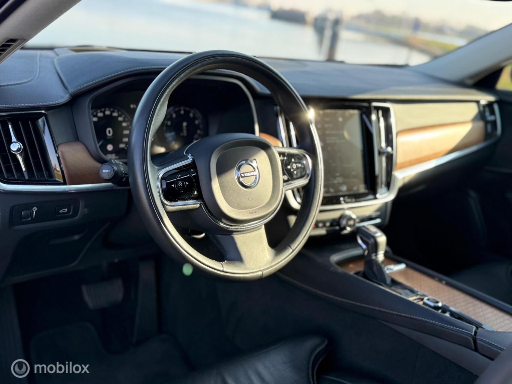 Foto van Volvo S90