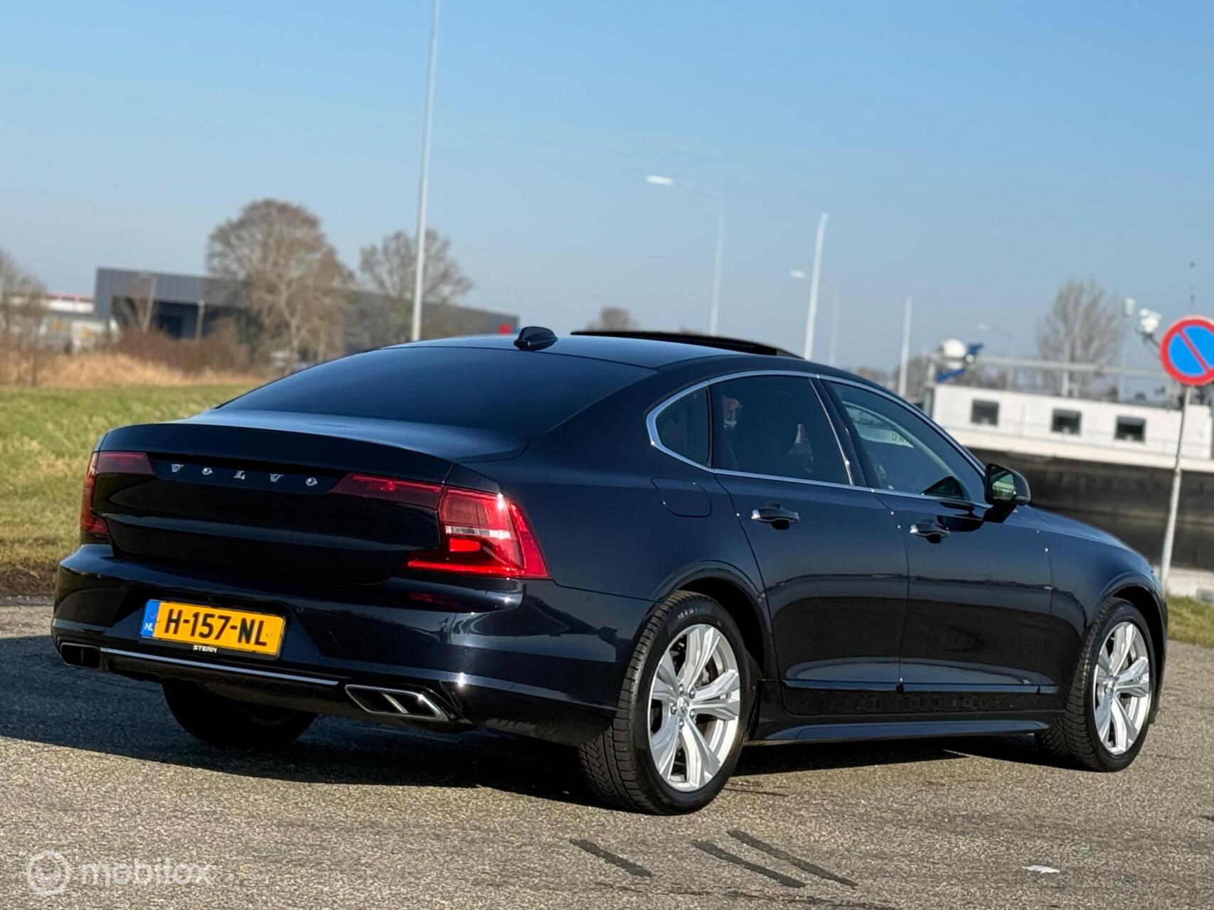 Foto van Volvo S90
