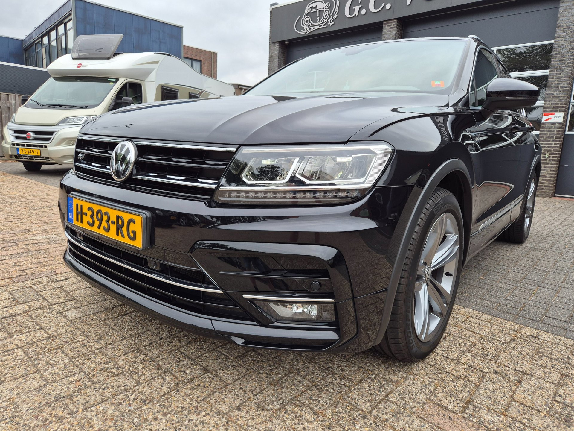 Volkswagen Tiguan 1.5 TSI ACT Highline Business R 2020 - voorkant