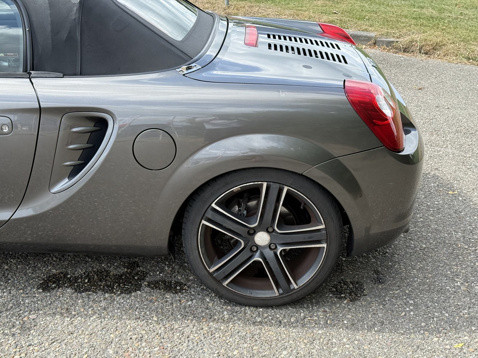 Inspectiefoto van Toyota MR 2