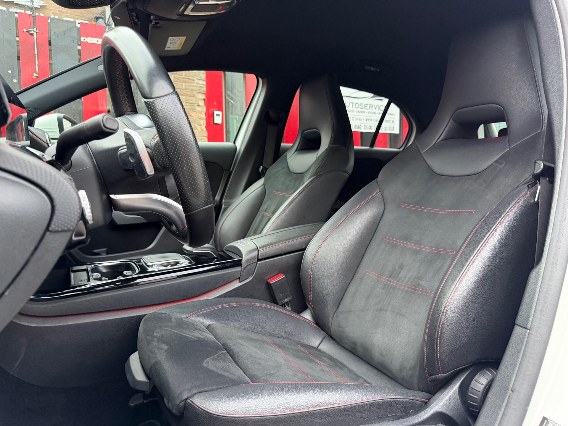 Foto van Mercedes-Benz A 220