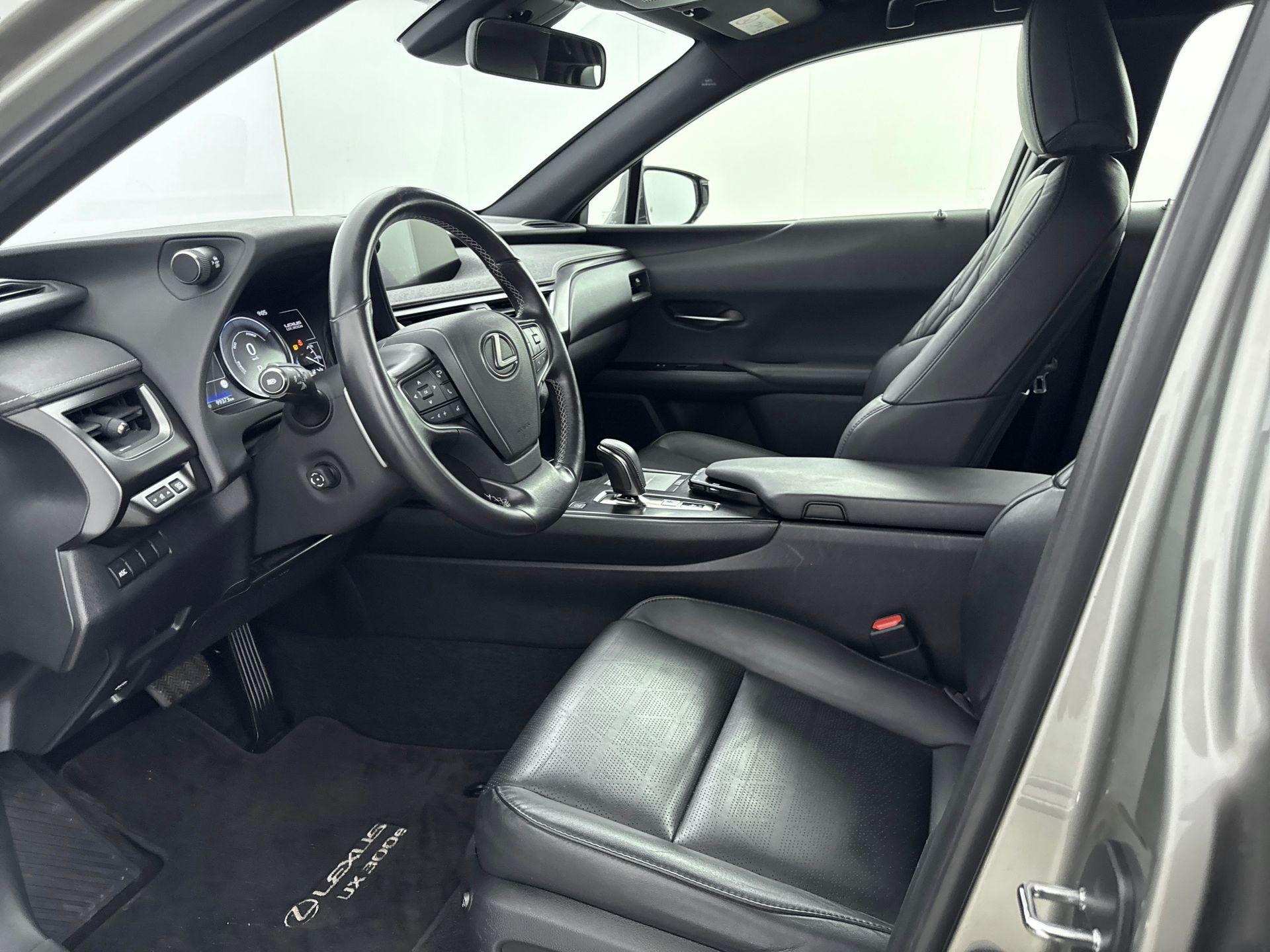Foto van Lexus Ux