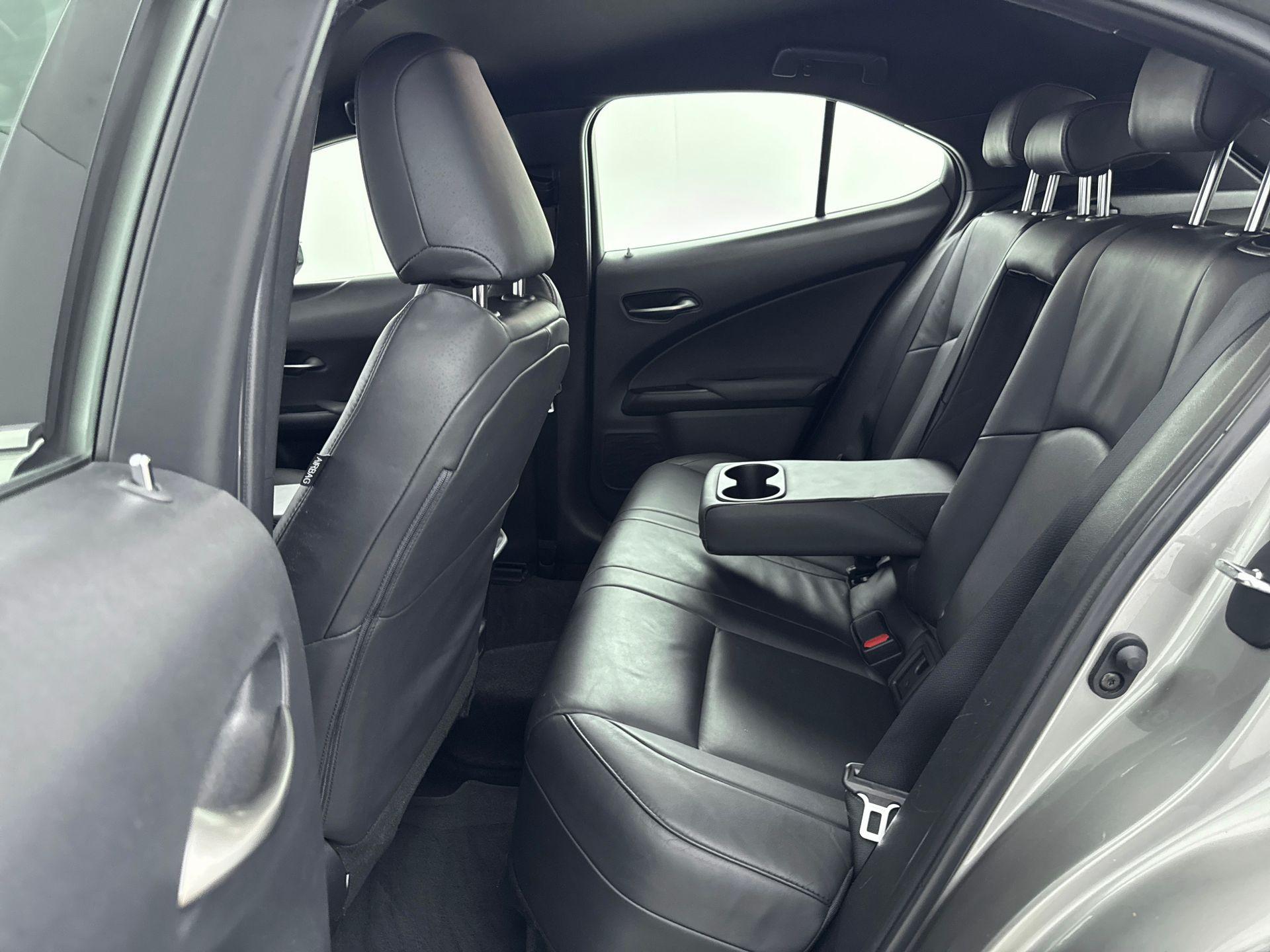 Foto van Lexus Ux