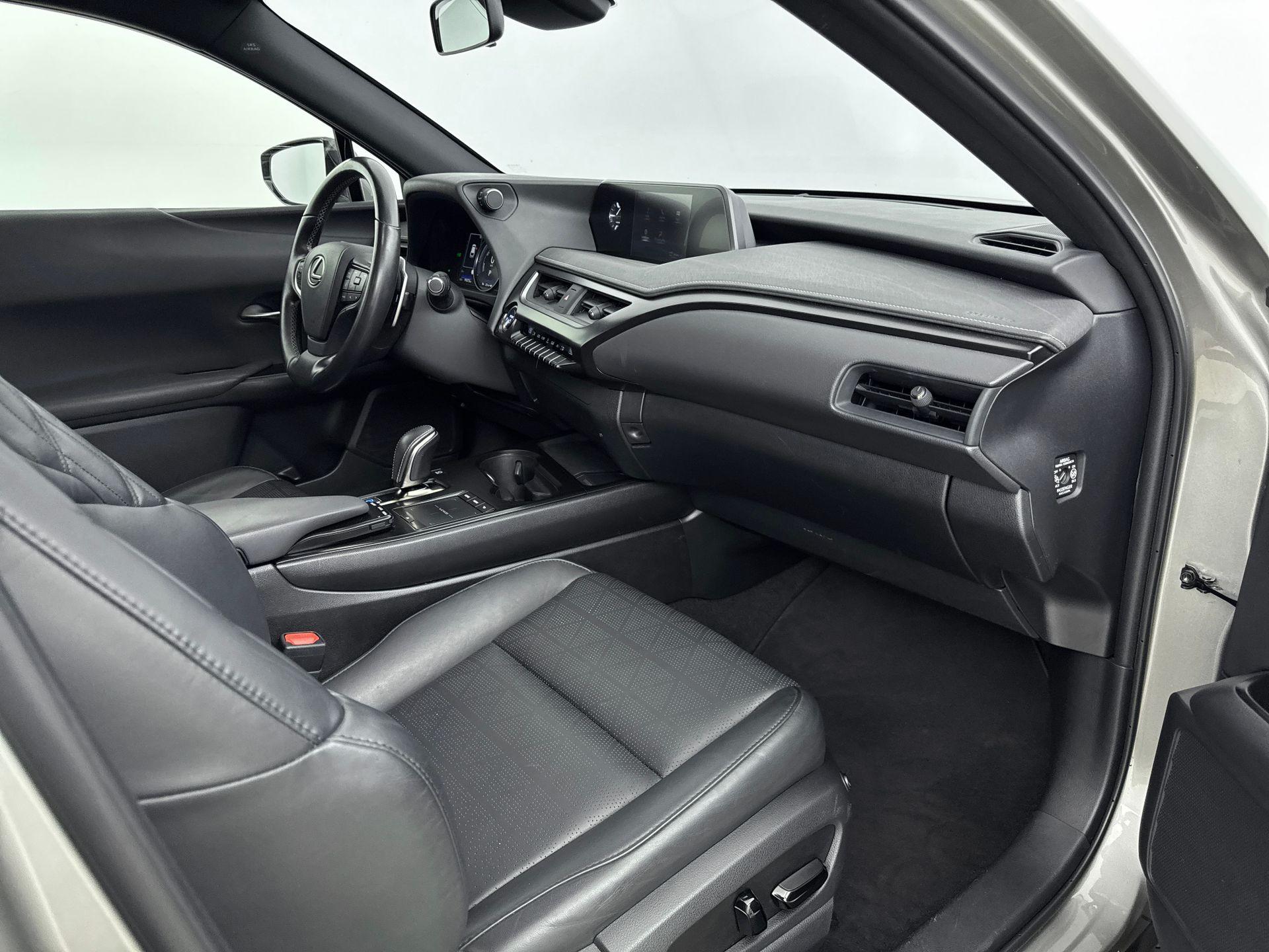 Foto van Lexus Ux
