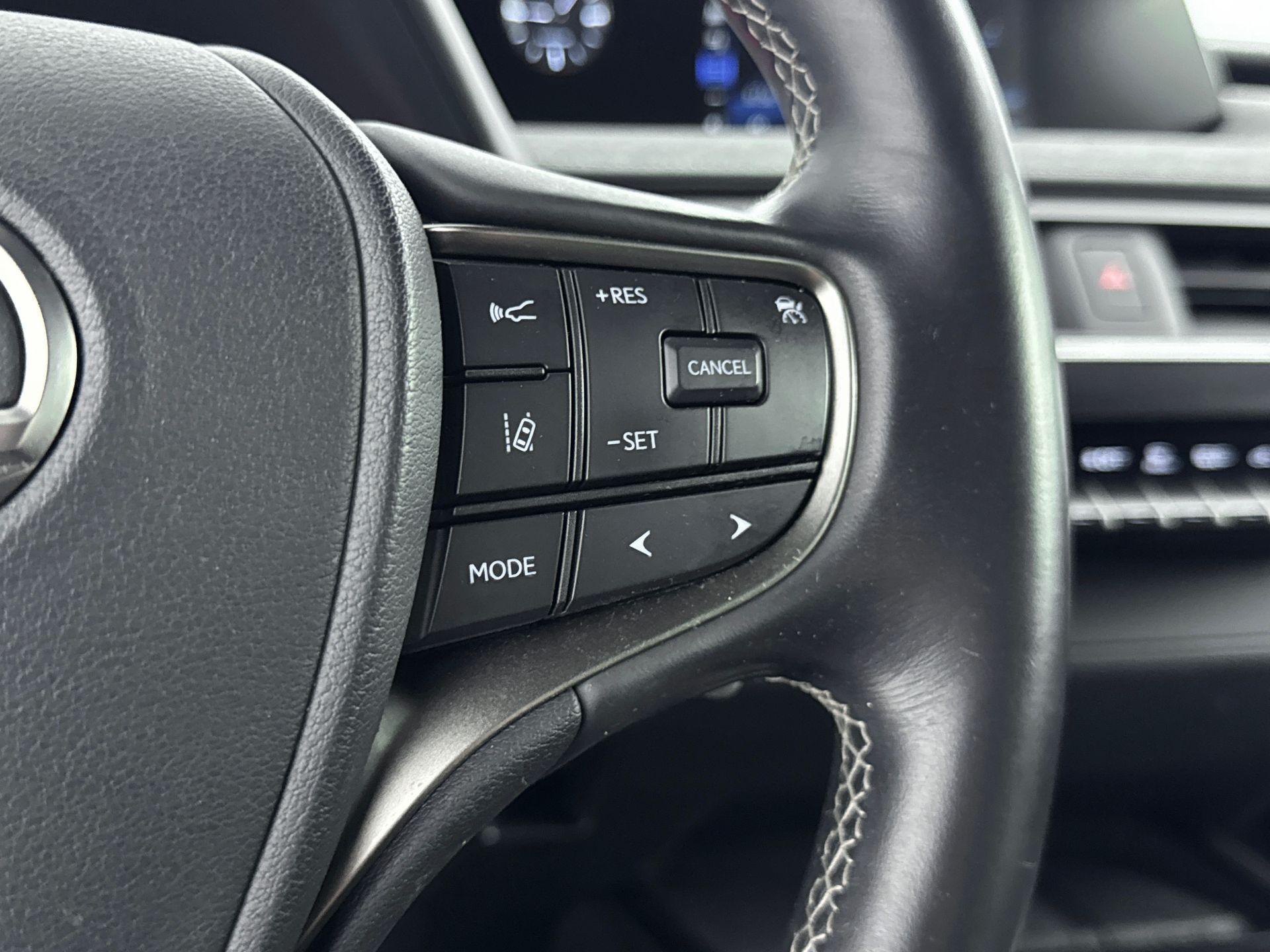 Foto van Lexus Ux