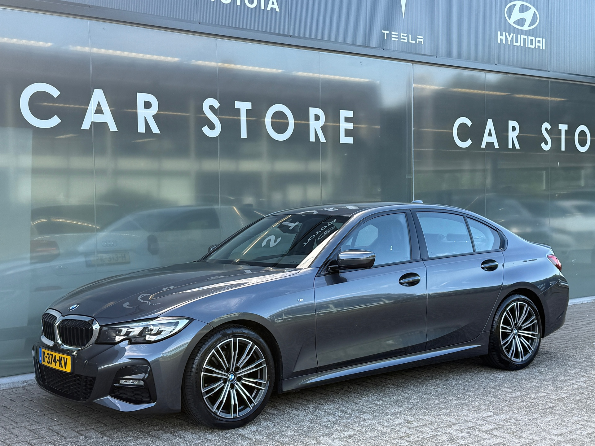 Foto van BMW 320i
