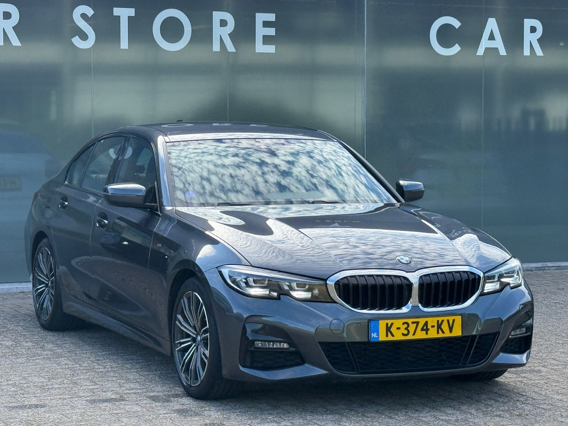 Foto van BMW 320i