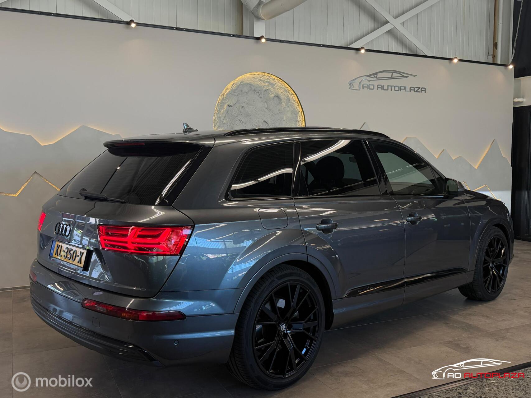 Foto van Audi Q7 E-tron