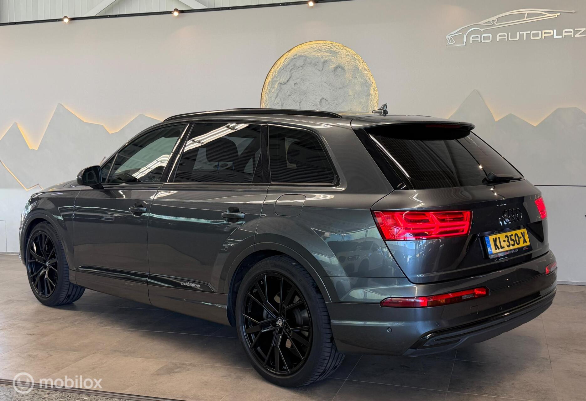 Foto van Audi Q7 E-tron