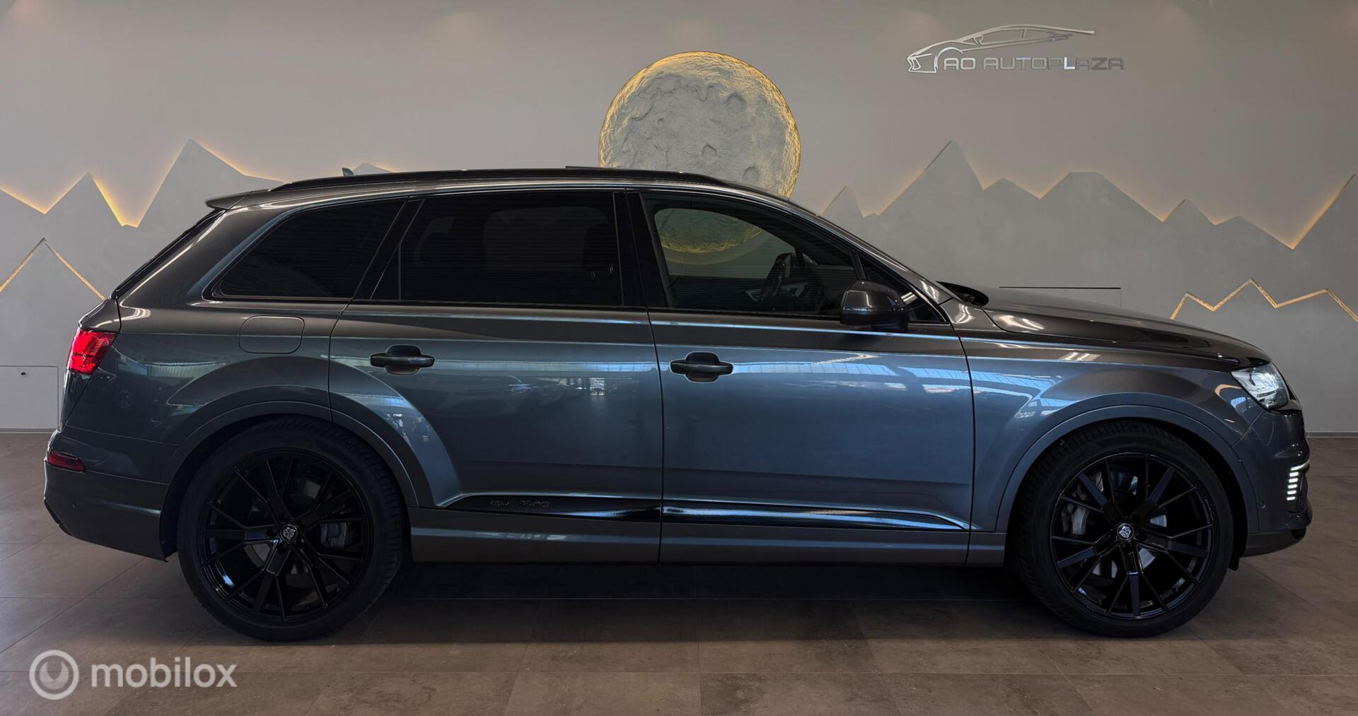 Foto van Audi Q7 E-tron