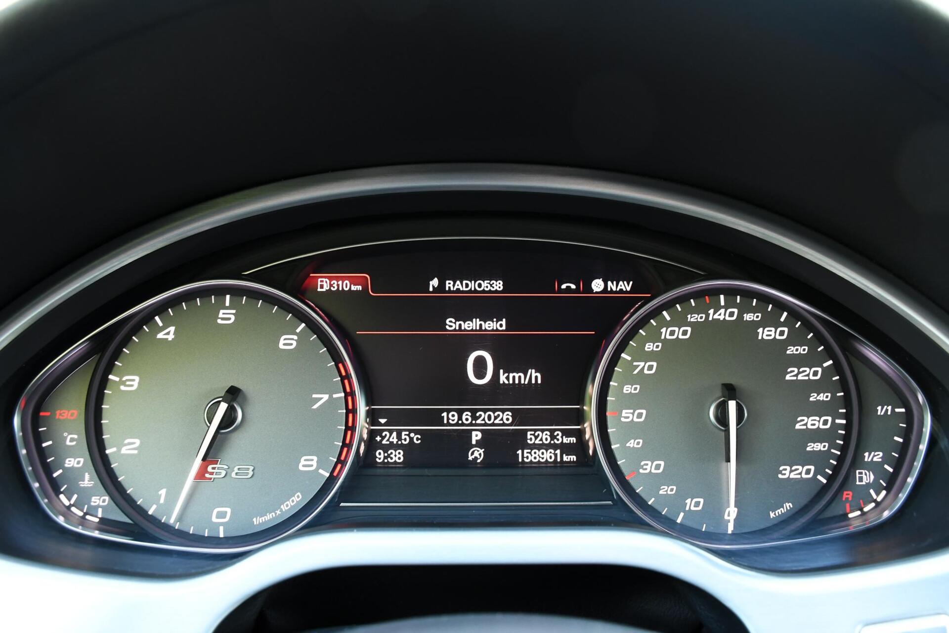 Foto van Audi S8