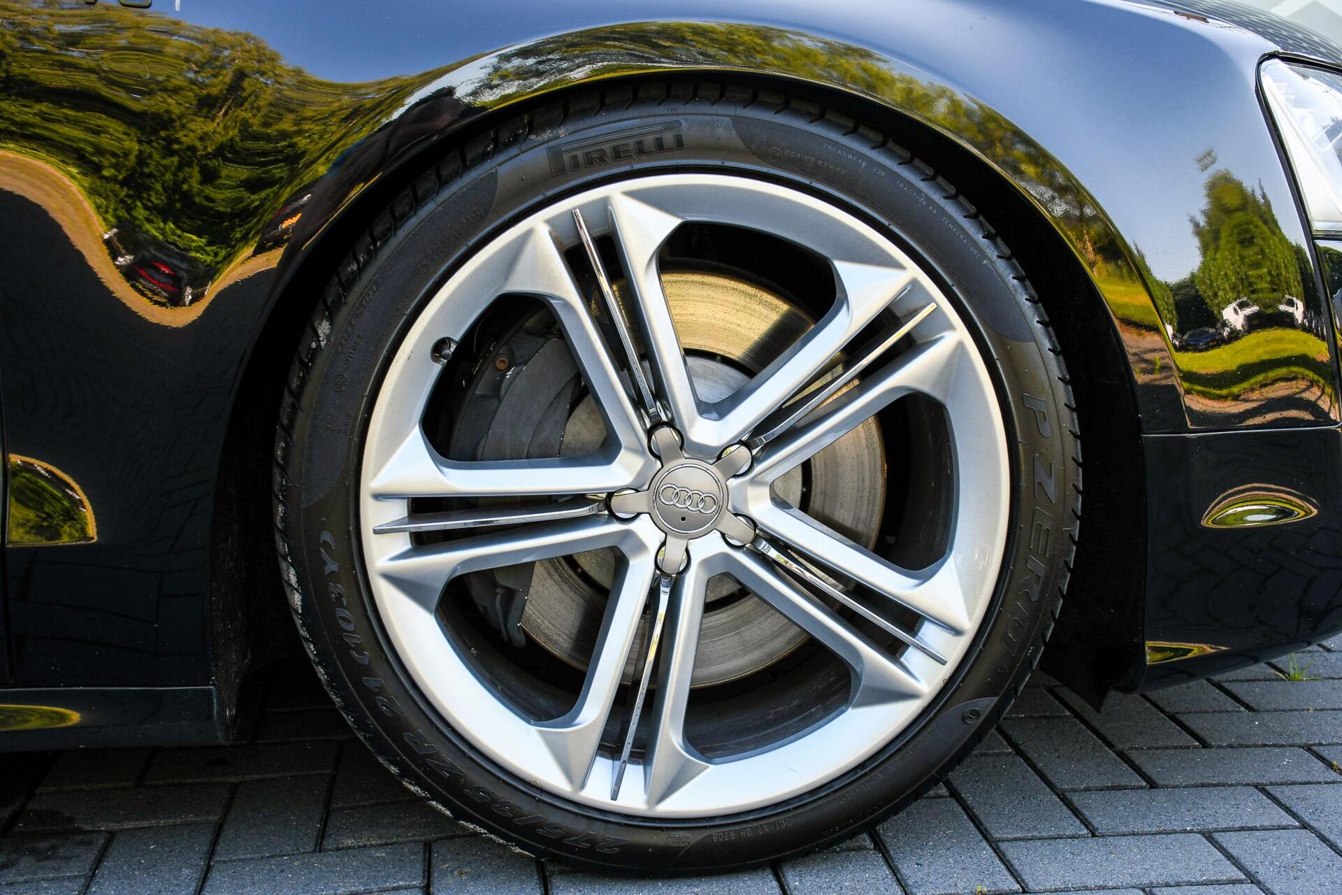 Foto van Audi S8