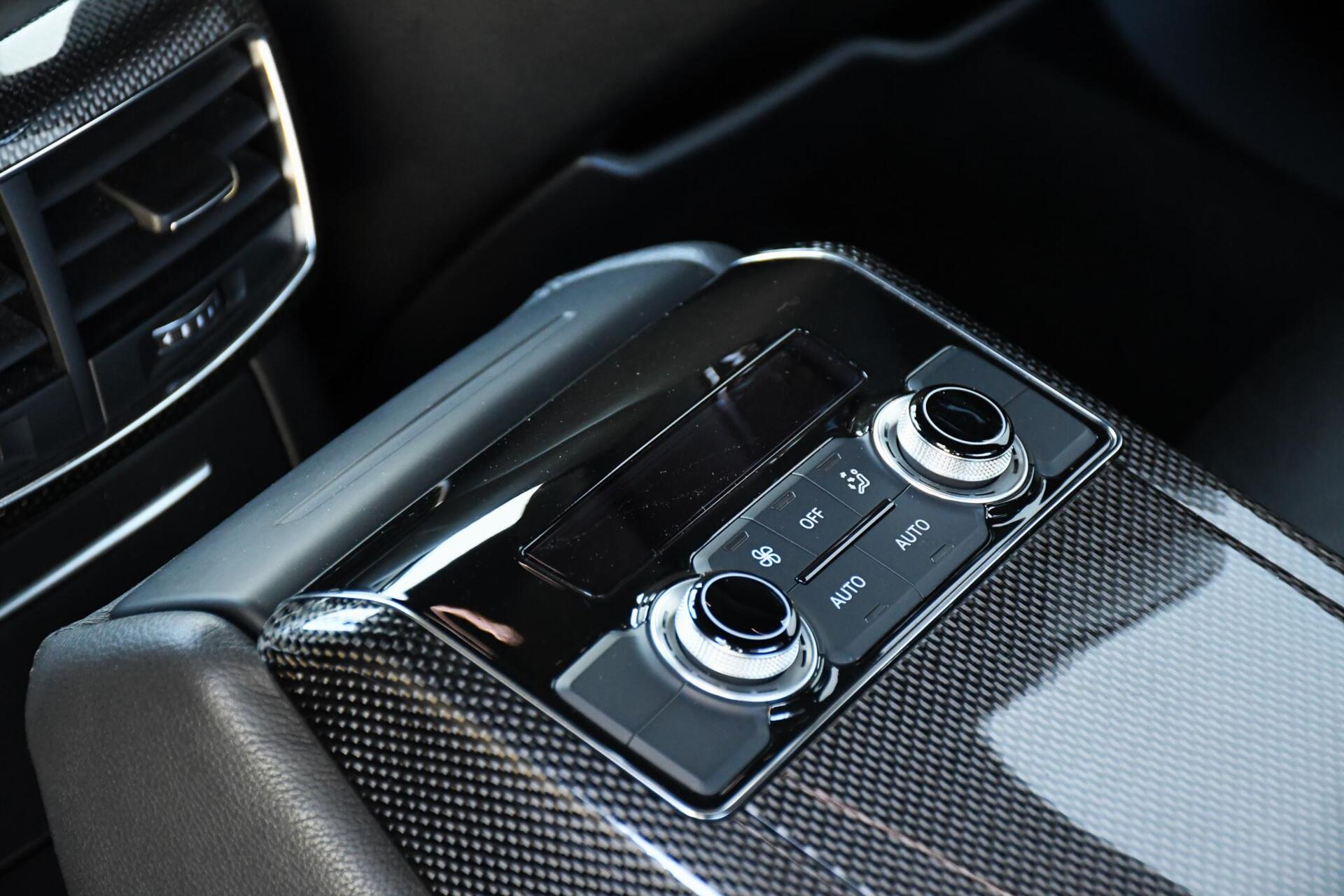 Foto van Audi S8