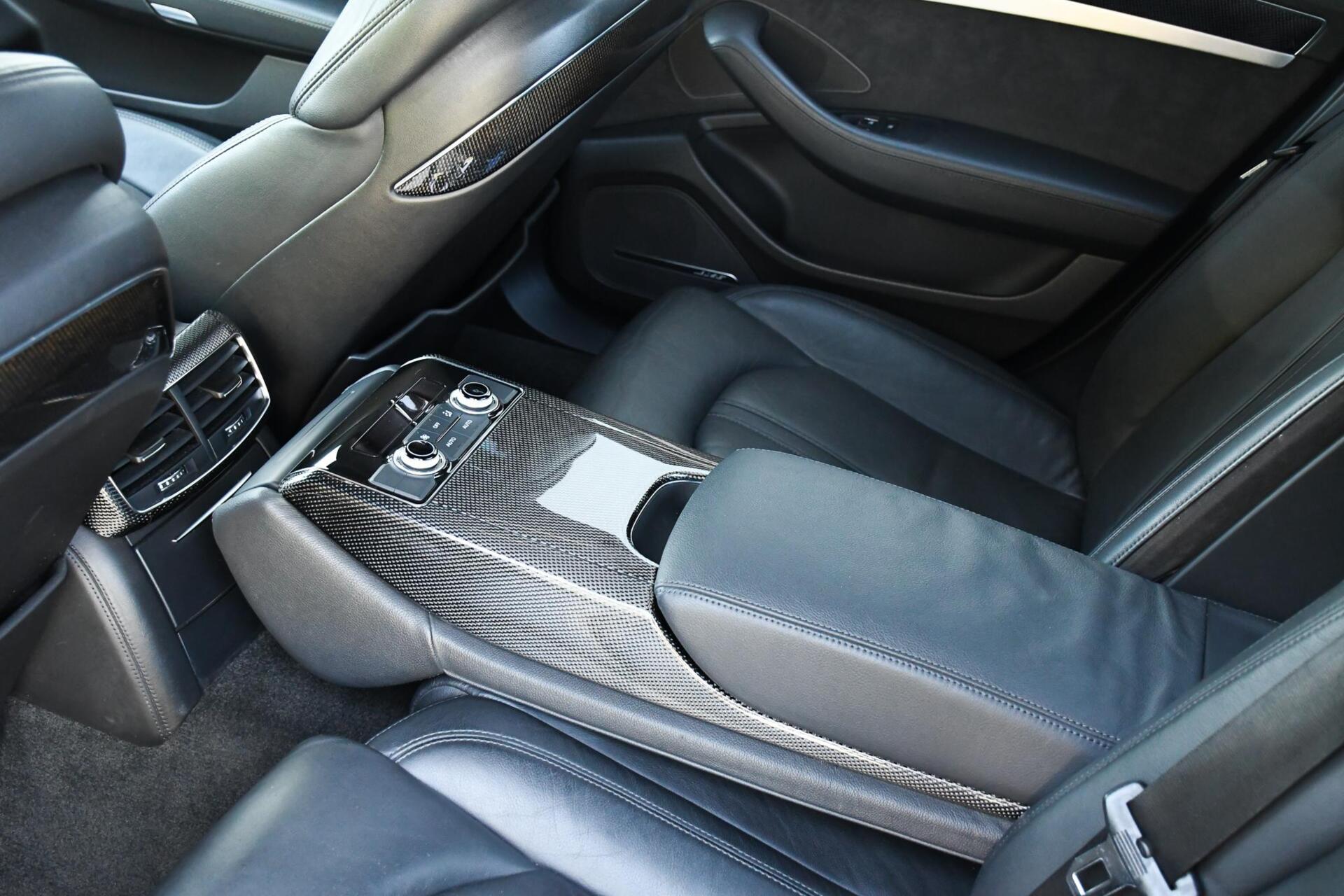 Foto van Audi S8