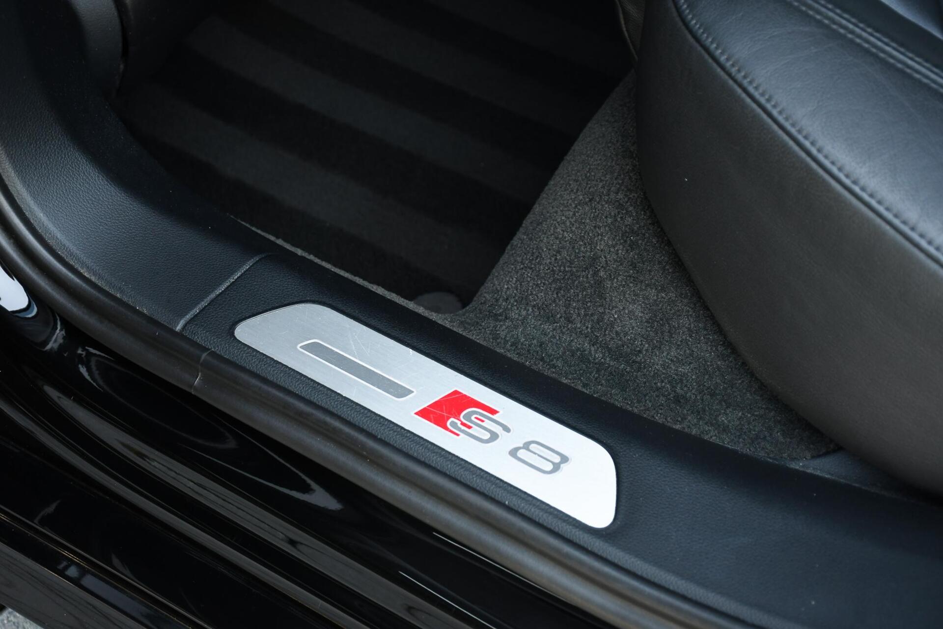 Foto van Audi S8