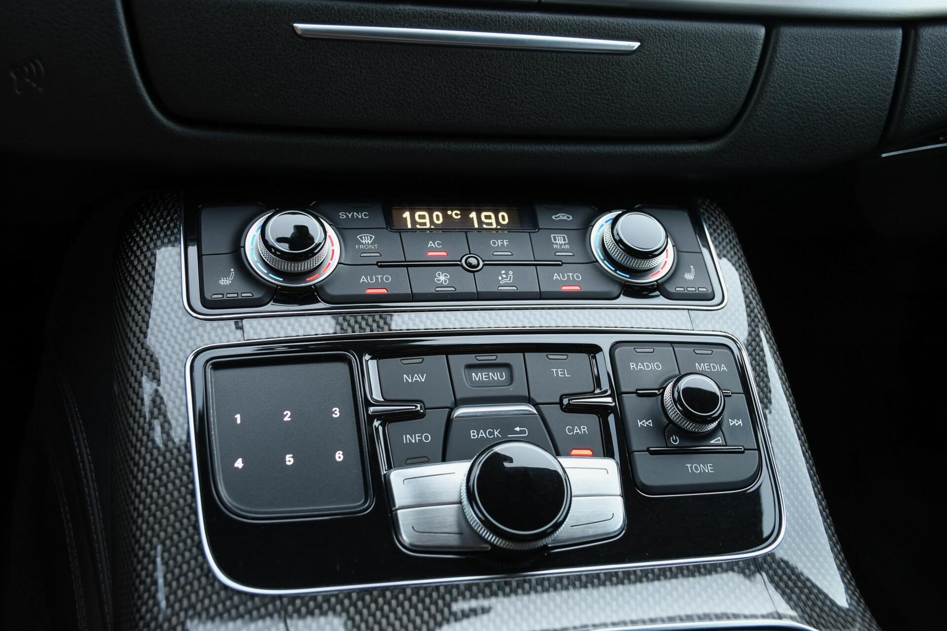 Foto van Audi S8